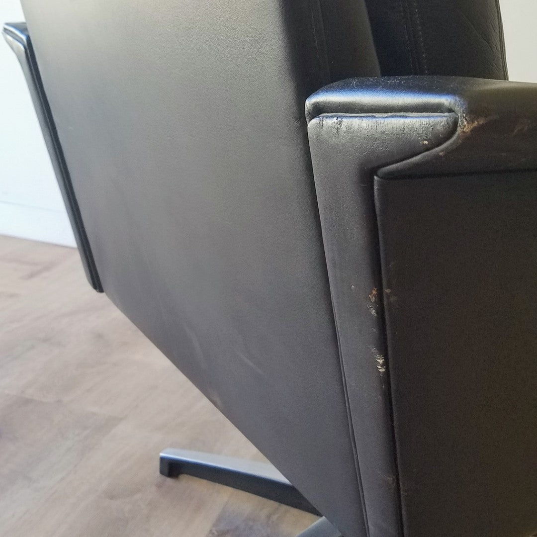 Georg Thams Swivel Chair