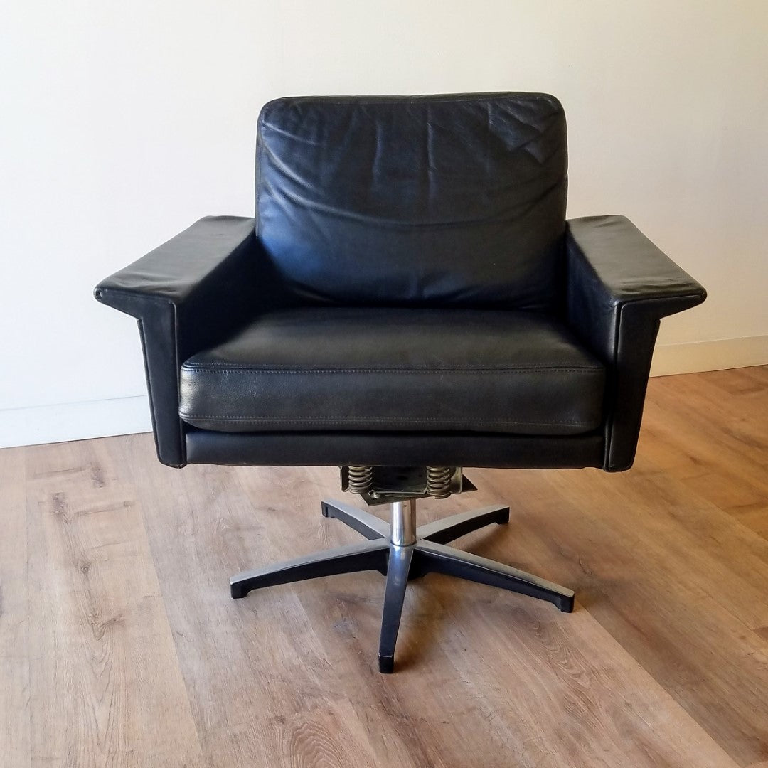 Georg Thams Swivel Chair
