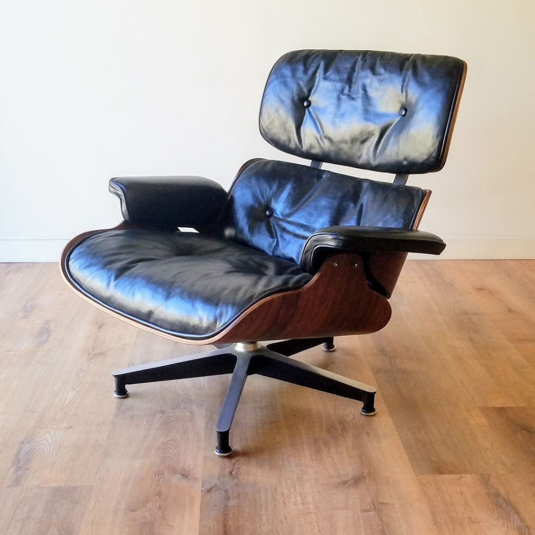 Eames Model 670 Lounge Chair