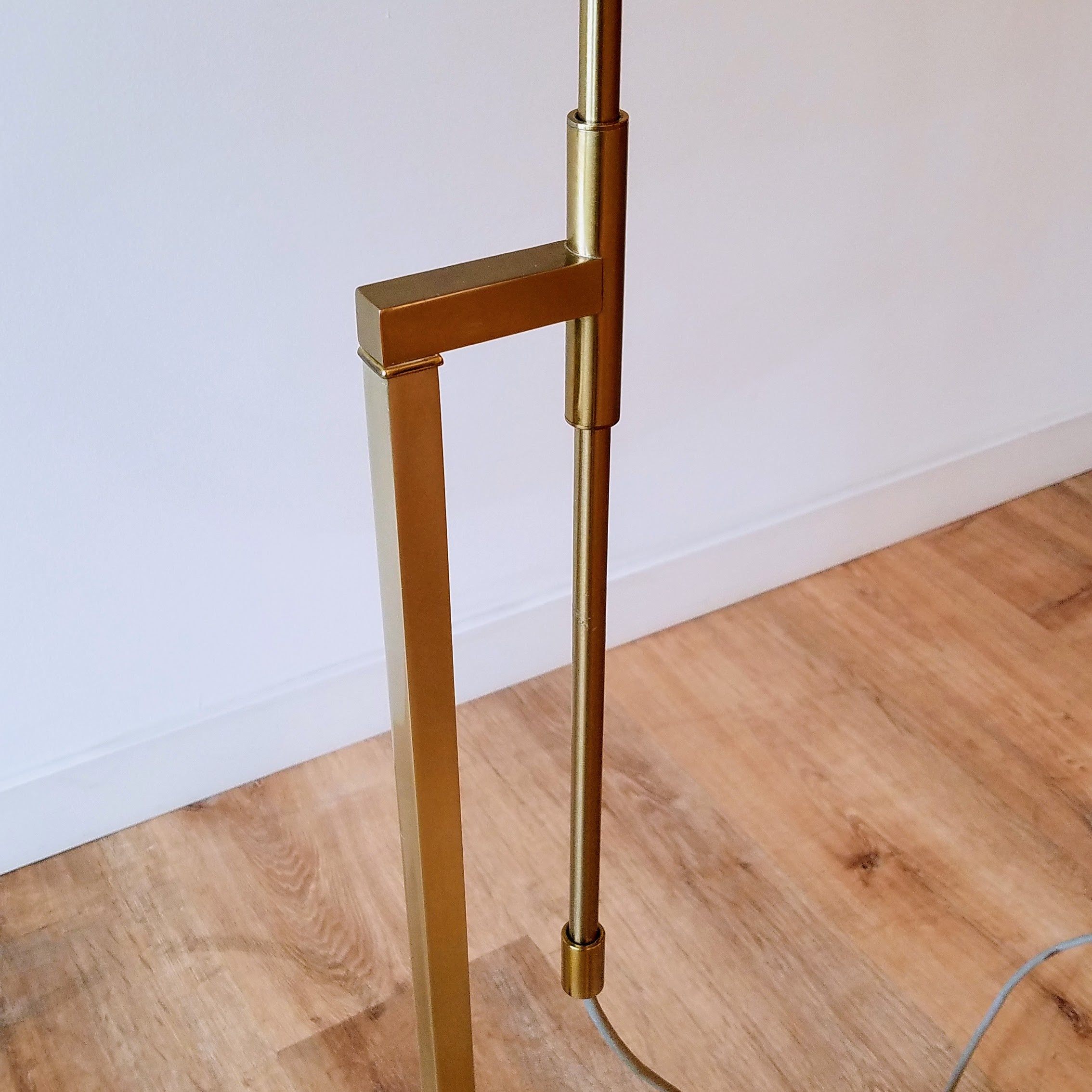 Laurel Floor Lamp, O-358