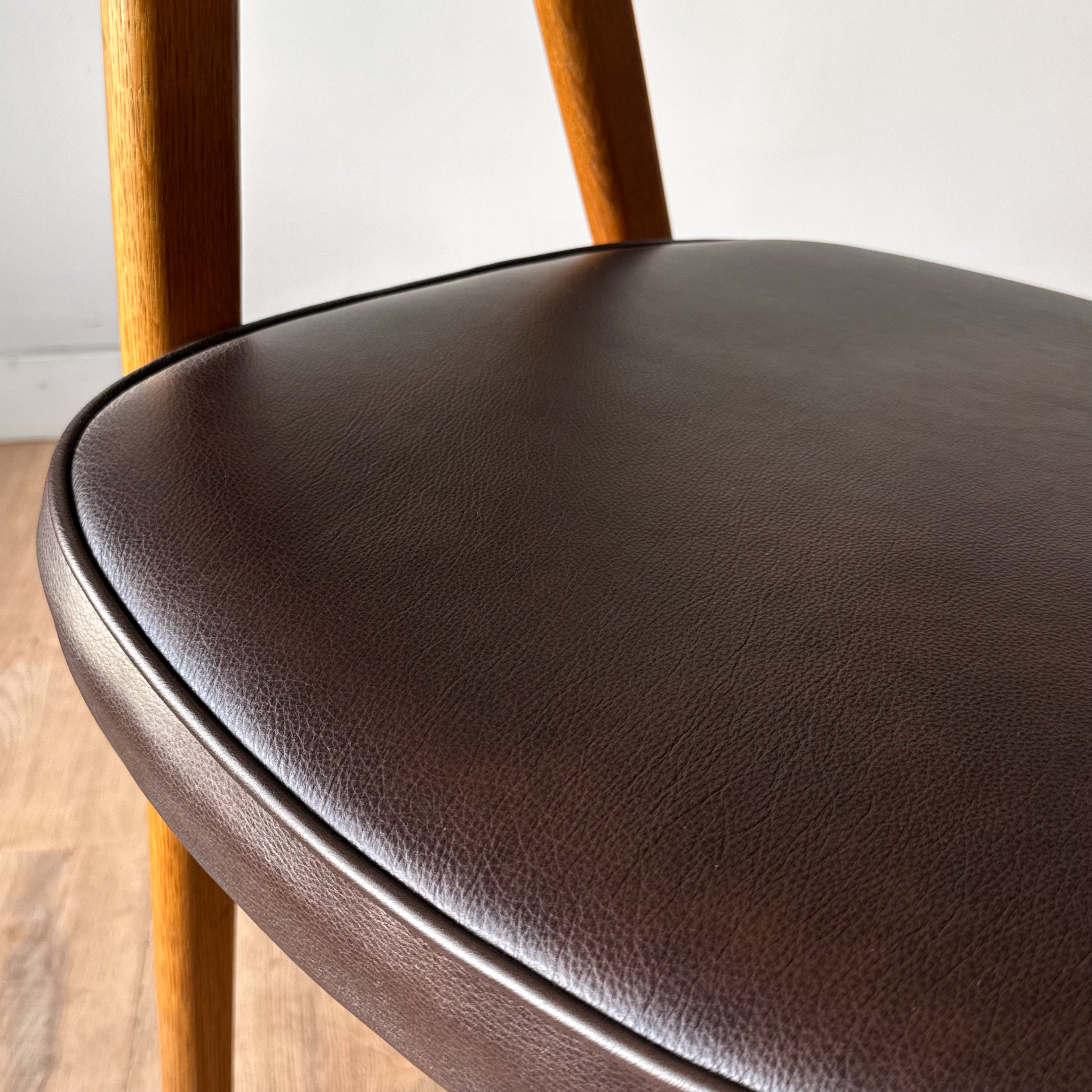 Erik Kirkegaard Arm Chair, Model 43, set of 4