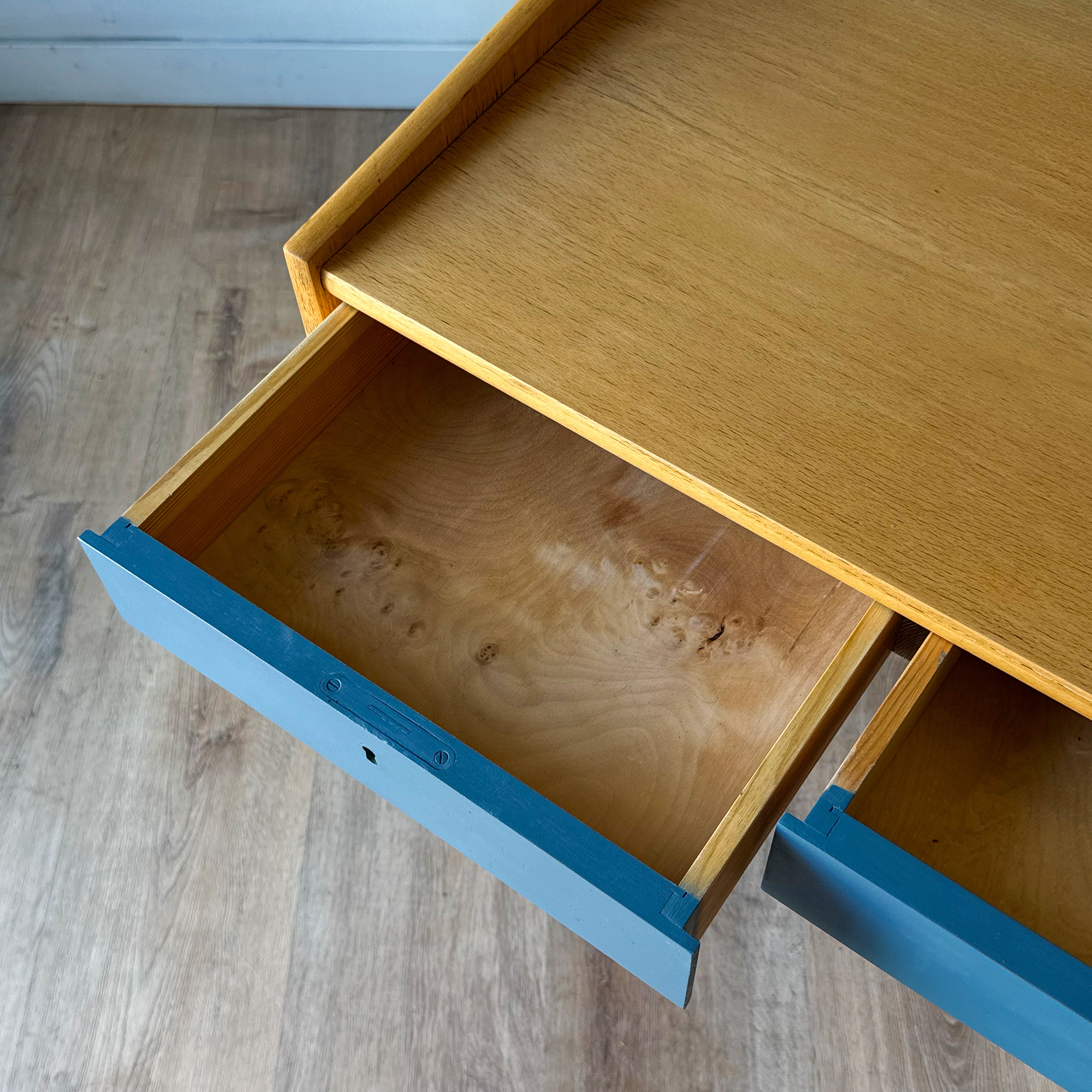 John Texman 'Ola-pultan' Writing Desk