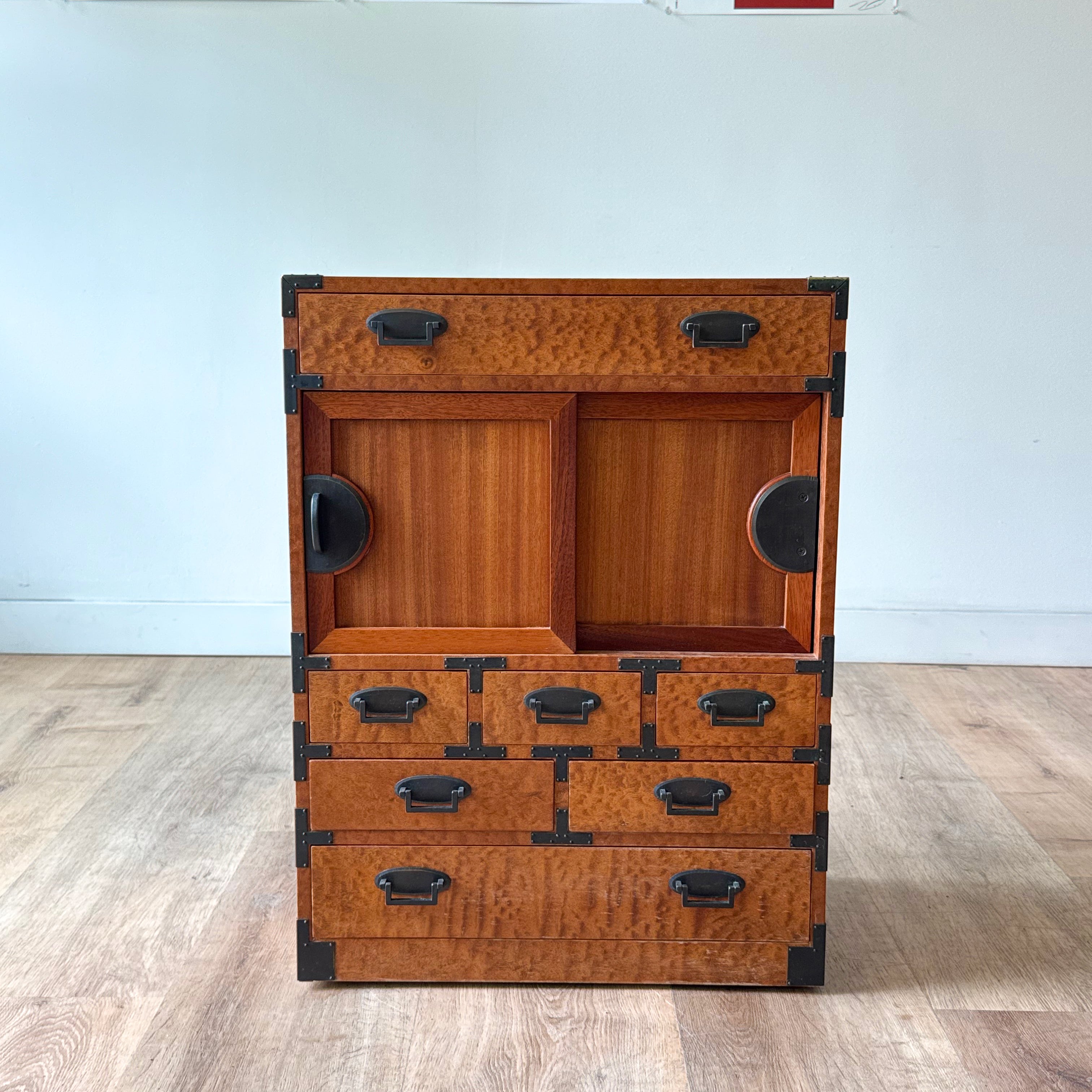 Evert Sodergren Tansu Chest