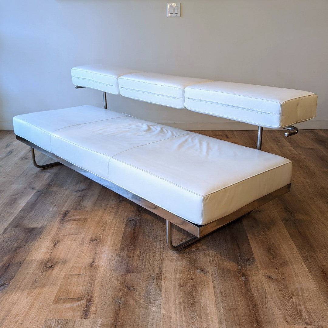 Le Corbusier, Pierre Jeannerat, Charlotte Perriand LC5 Daybed