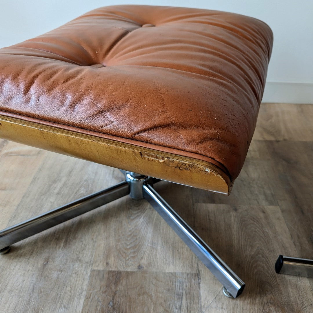 CoFeMo Lounge Chair + Ottoman