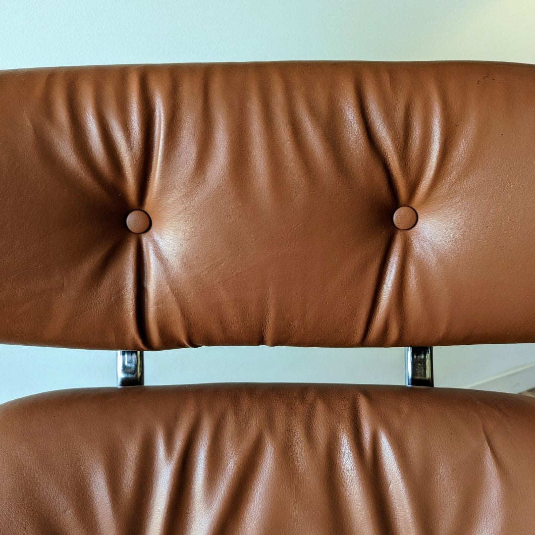 CoFeMo Lounge Chair + Ottoman