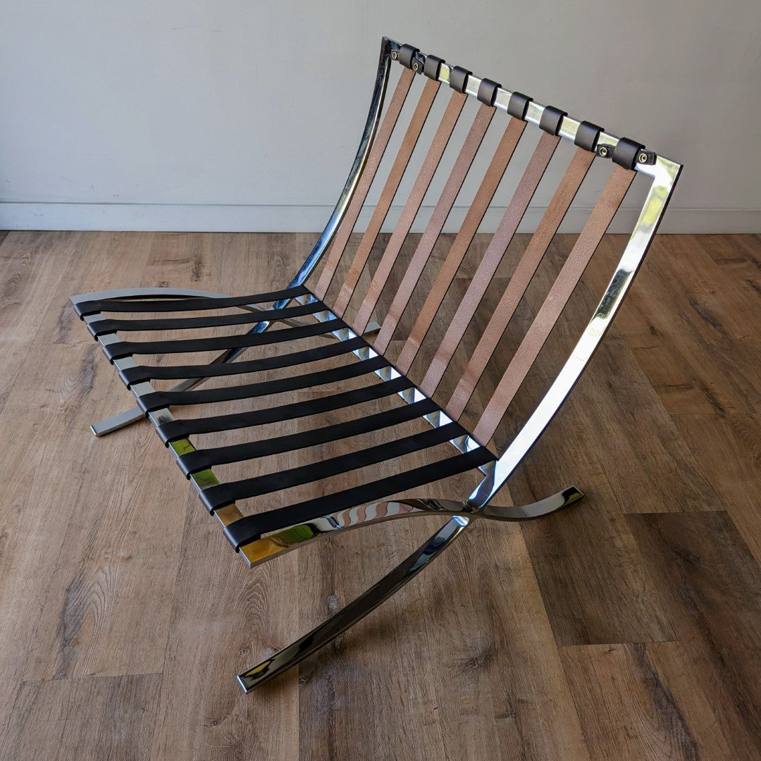 Ludwig Mies van der Rhoe Barcelona Chairs, a pair