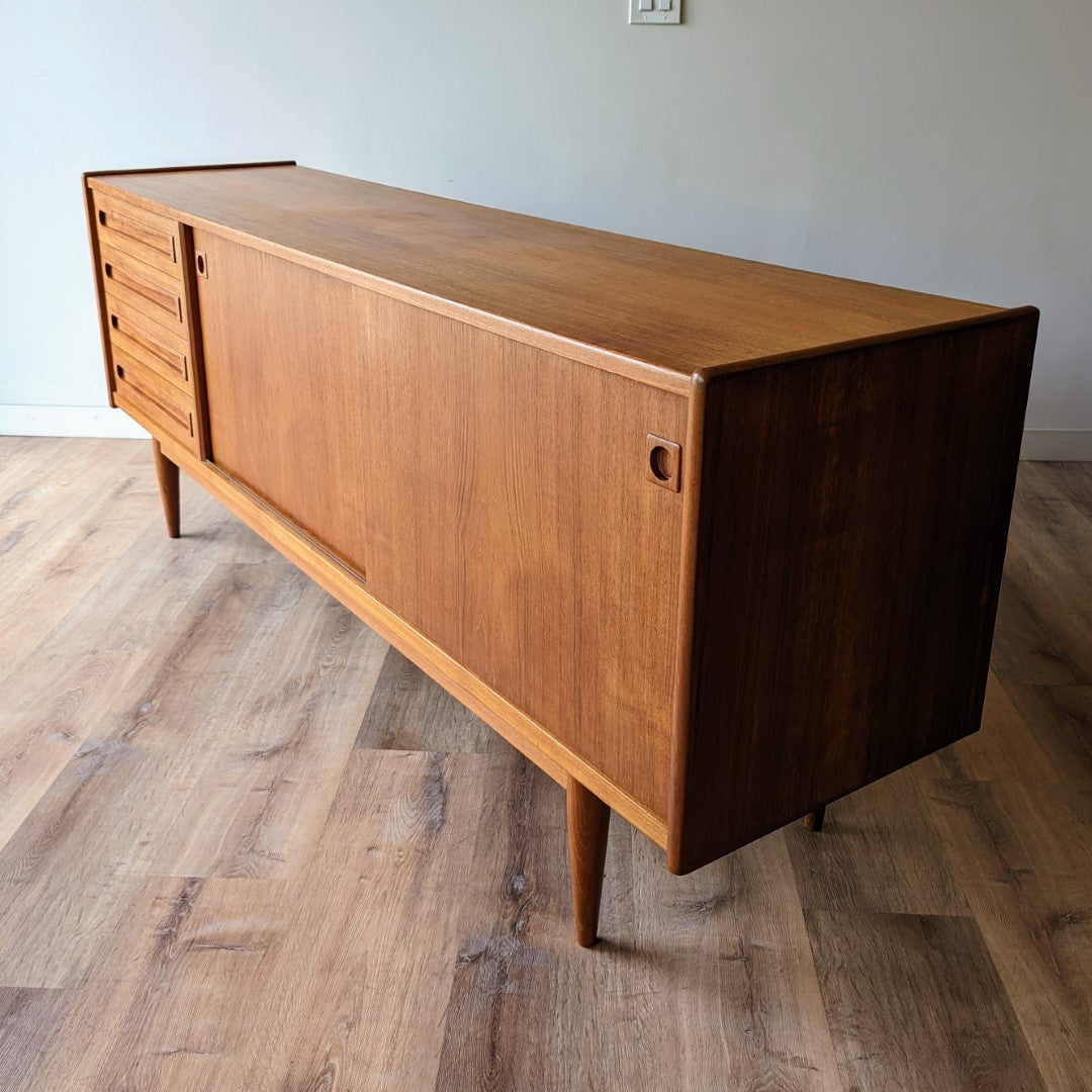 Johannes Andersen Credenza