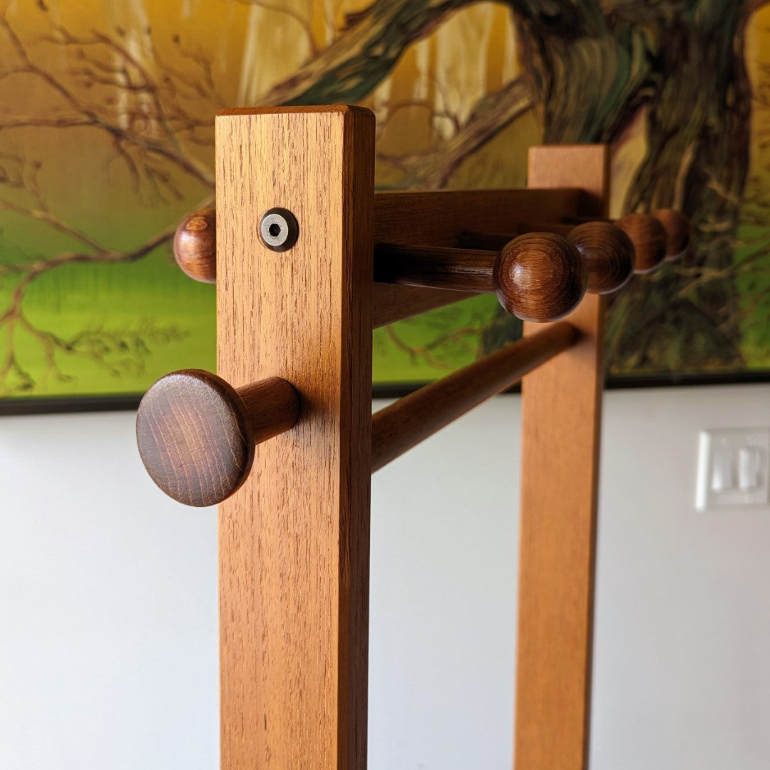 PBJ Mobler Coat Rack