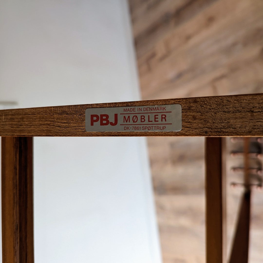 PBJ Mobler Coat Rack