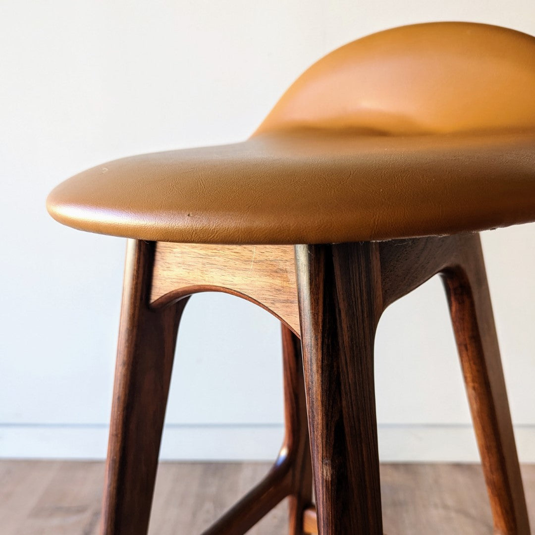 Erik Buch Barstools