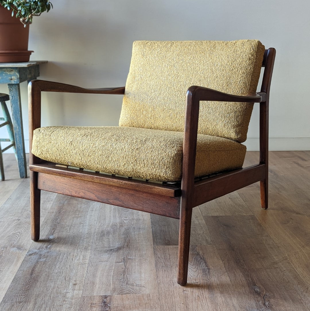 Mid-Century Modern Arm Chair