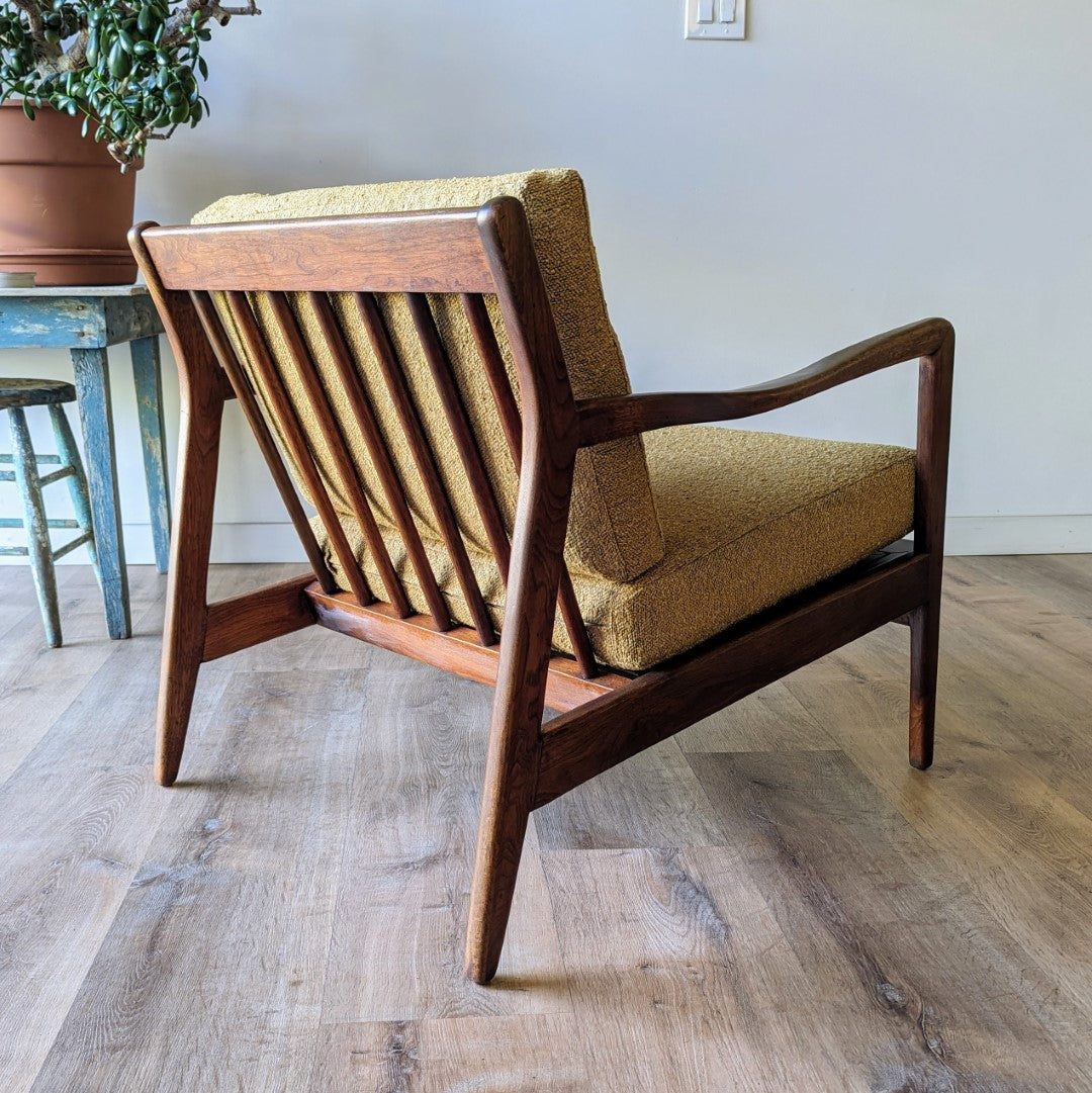 Mid-Century Modern Arm Chair