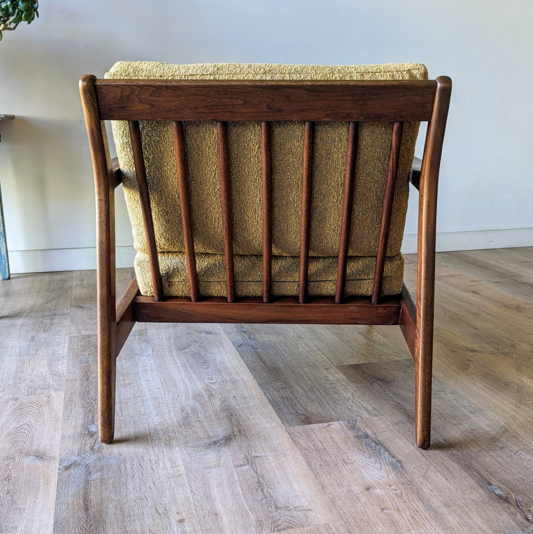 Mid-Century Modern Arm Chair