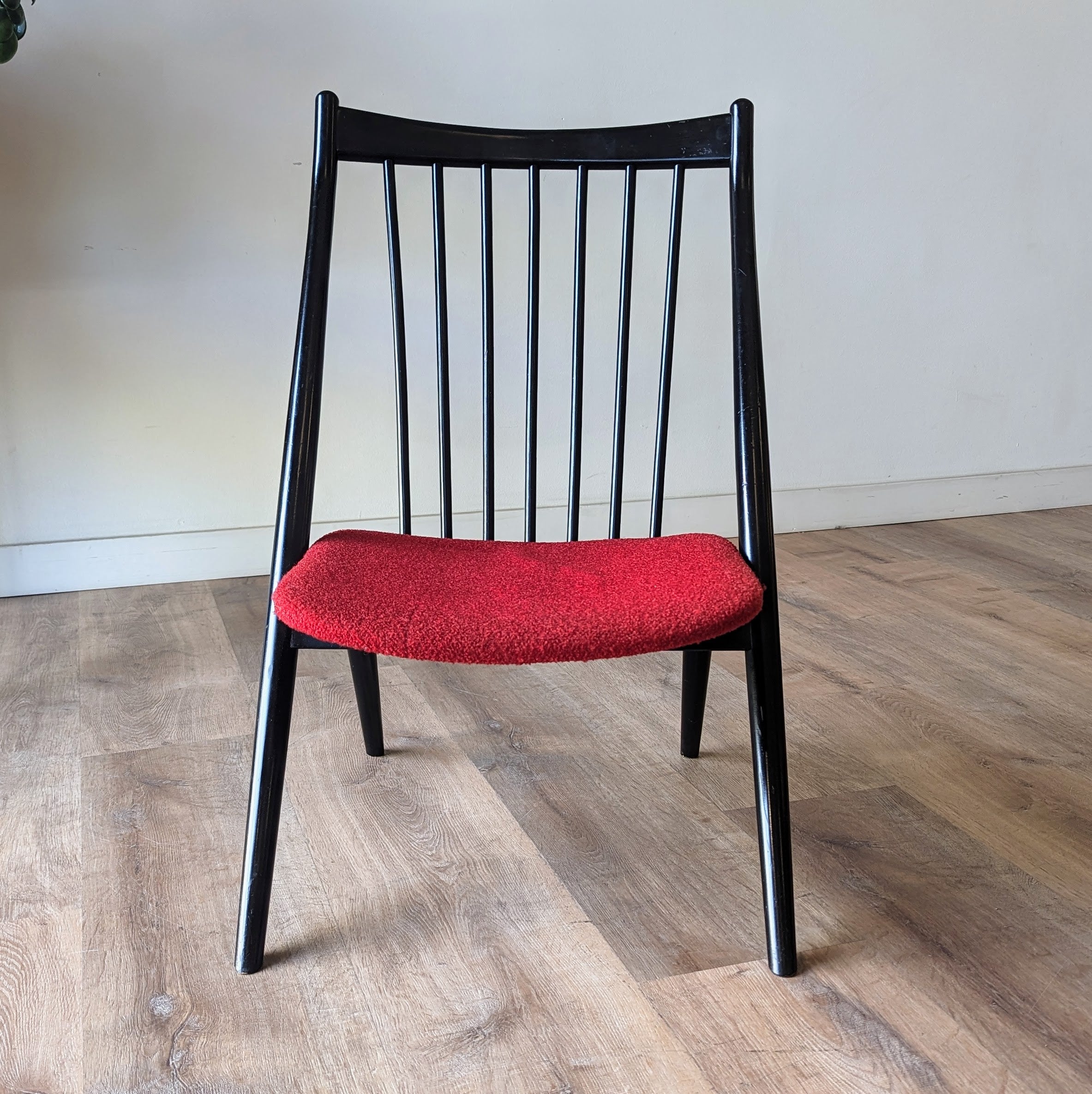 Hida Sangyo 'Cascada' Chair