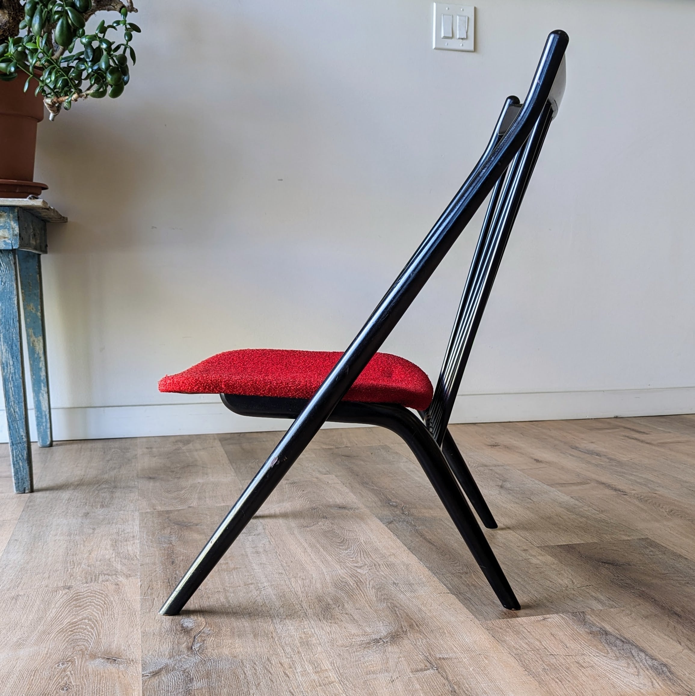 Hida Sangyo 'Cascada' Chair