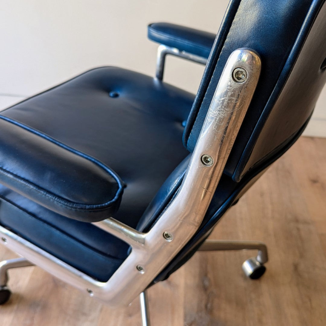 Eames Time Life Desk Chair
