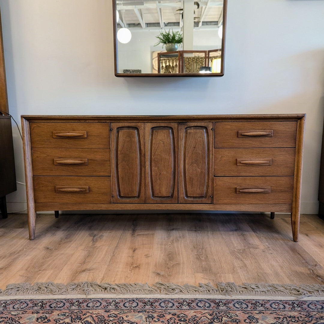 white christmas dresses Broyhill Large Black Dresser – VillelasCo Furniture