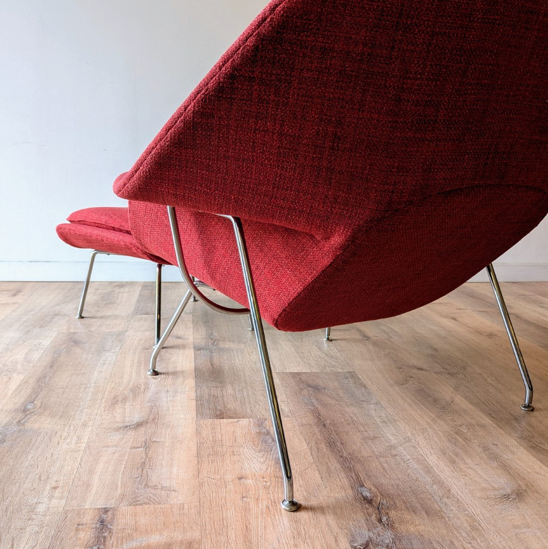 Eero Saarinen Womb Chair + Ottoman