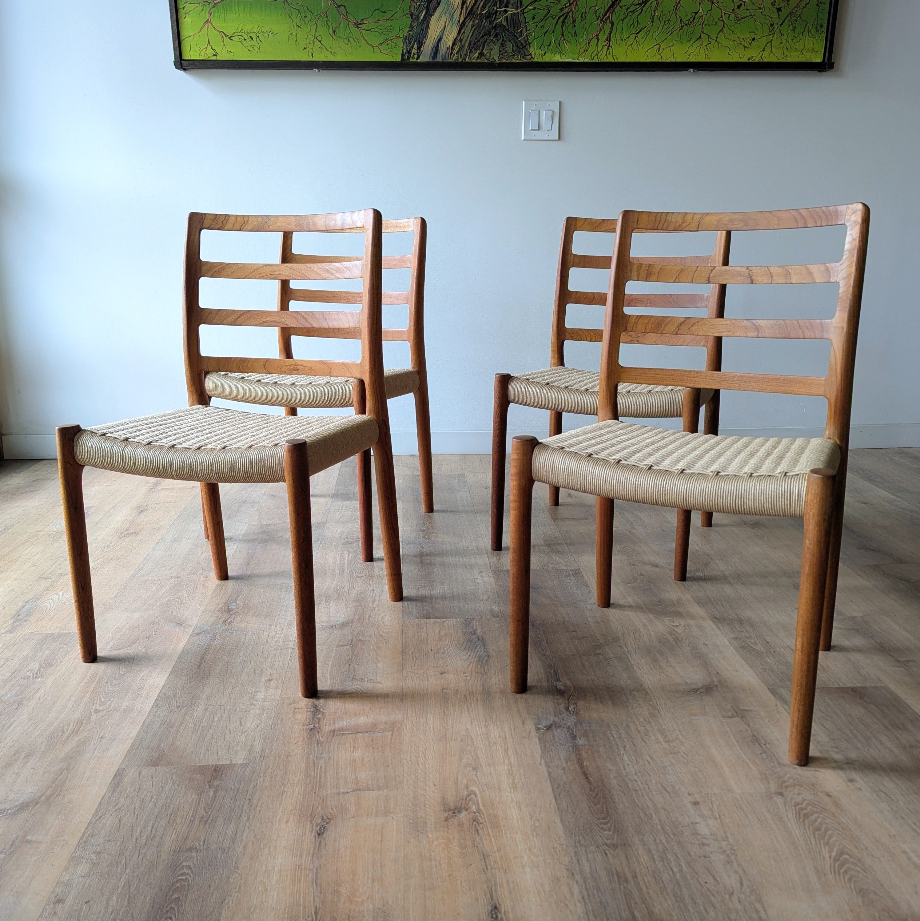 Niels Møller Model 85, set of 4