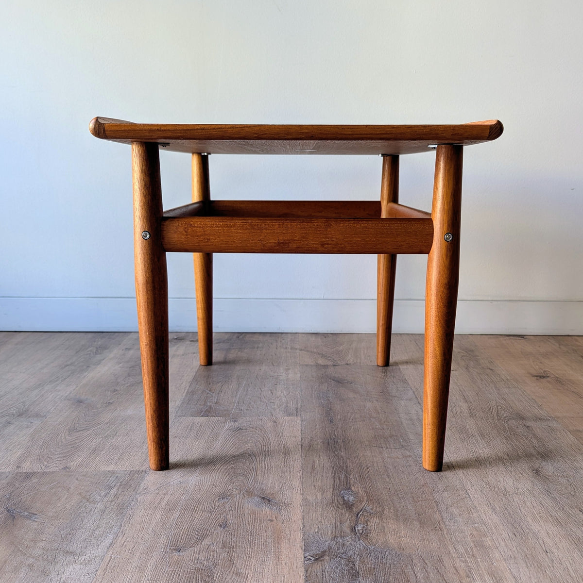 Grete Jalk Side Table