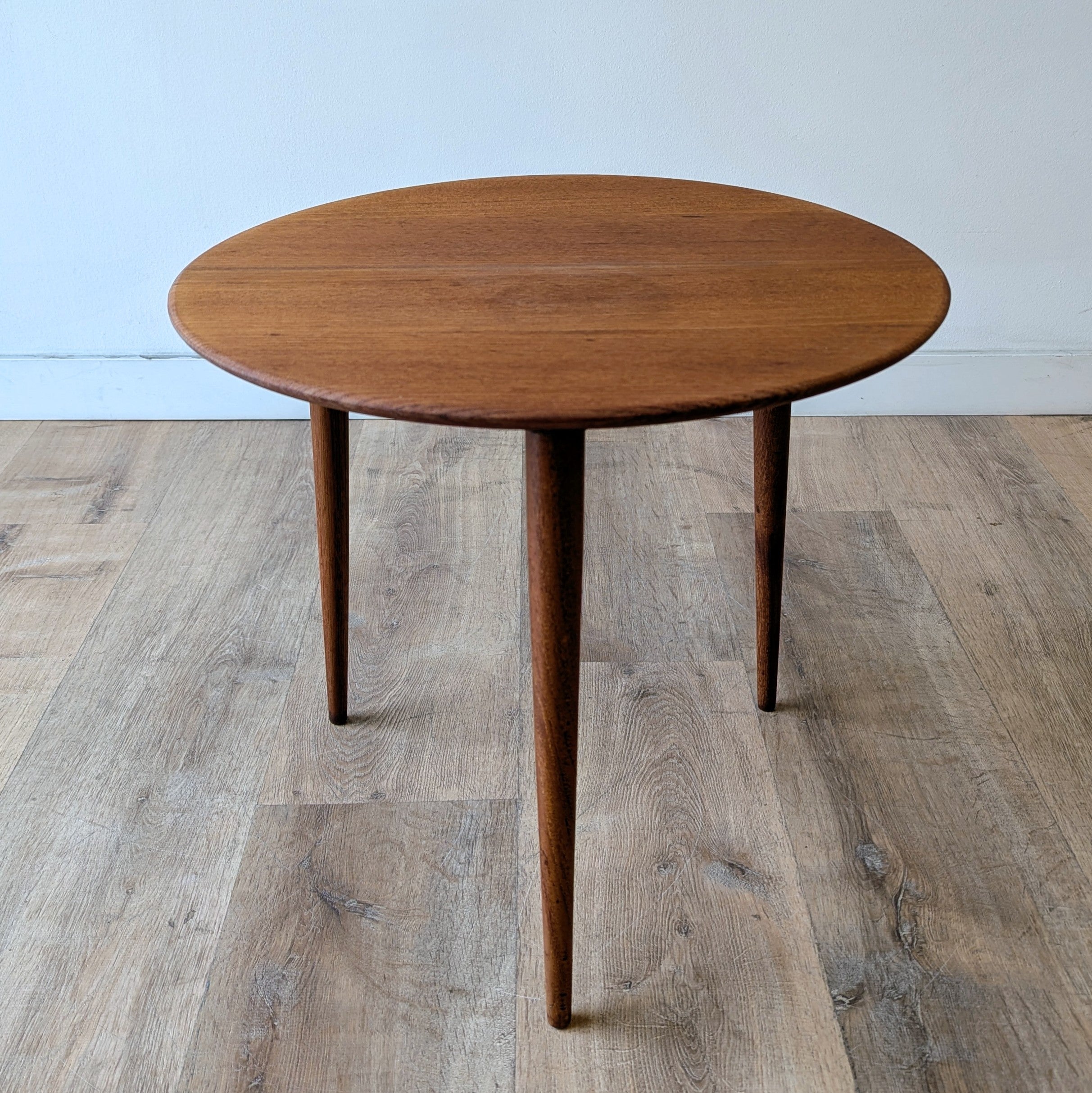 Asbjørn Mobler Side Table