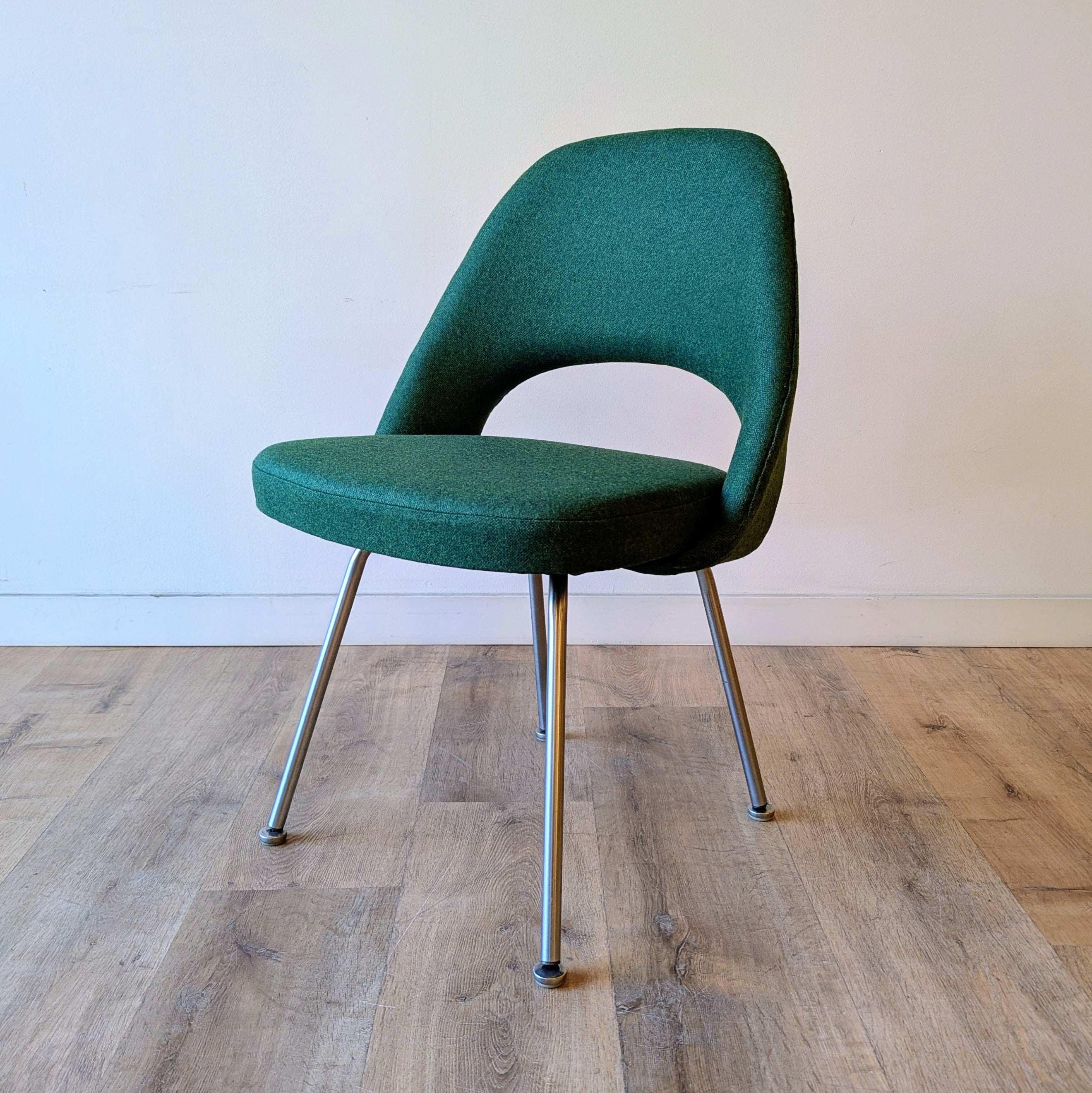 Eero Saarinen Executive Side Chair, set of 6