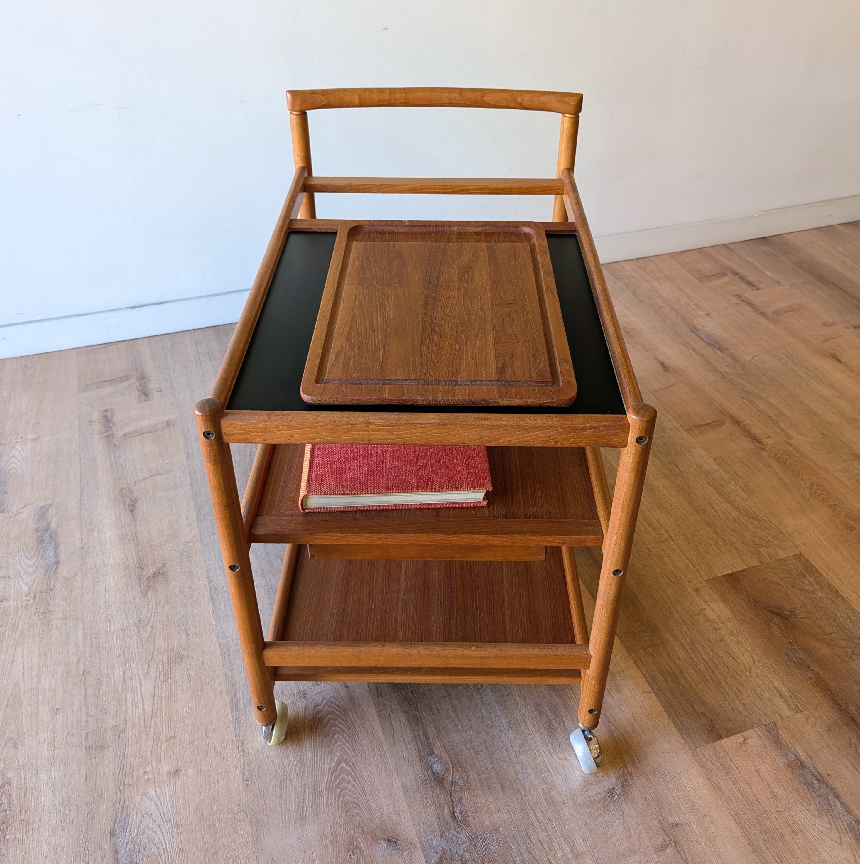 Dyrlund Bar Cart