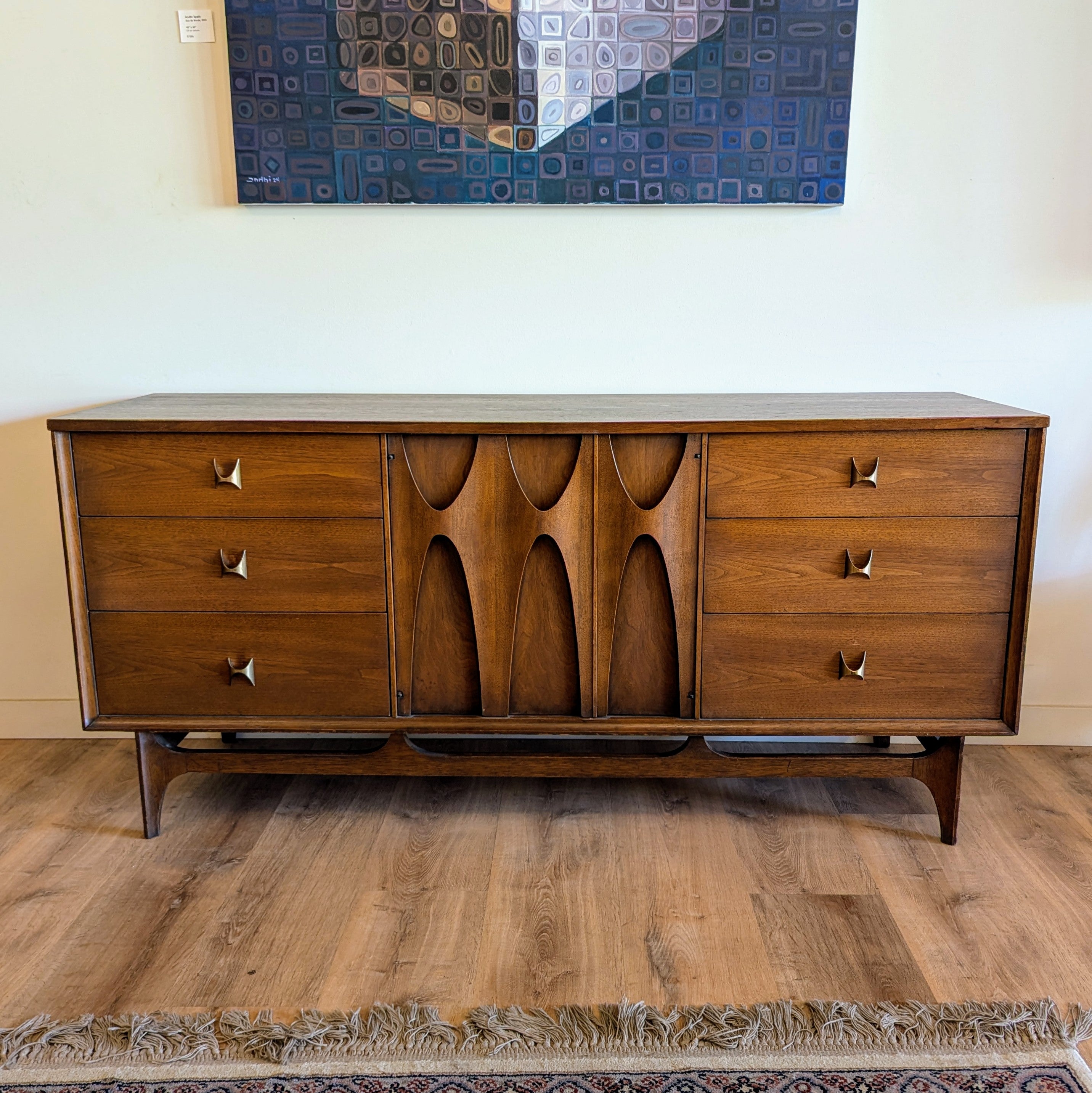 Broyhill 'Brasilia' Dresser