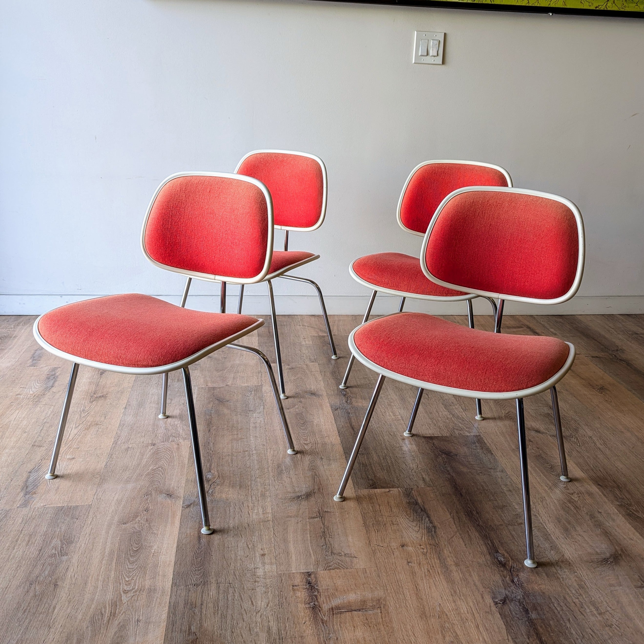 Eames DCMU, set of 4