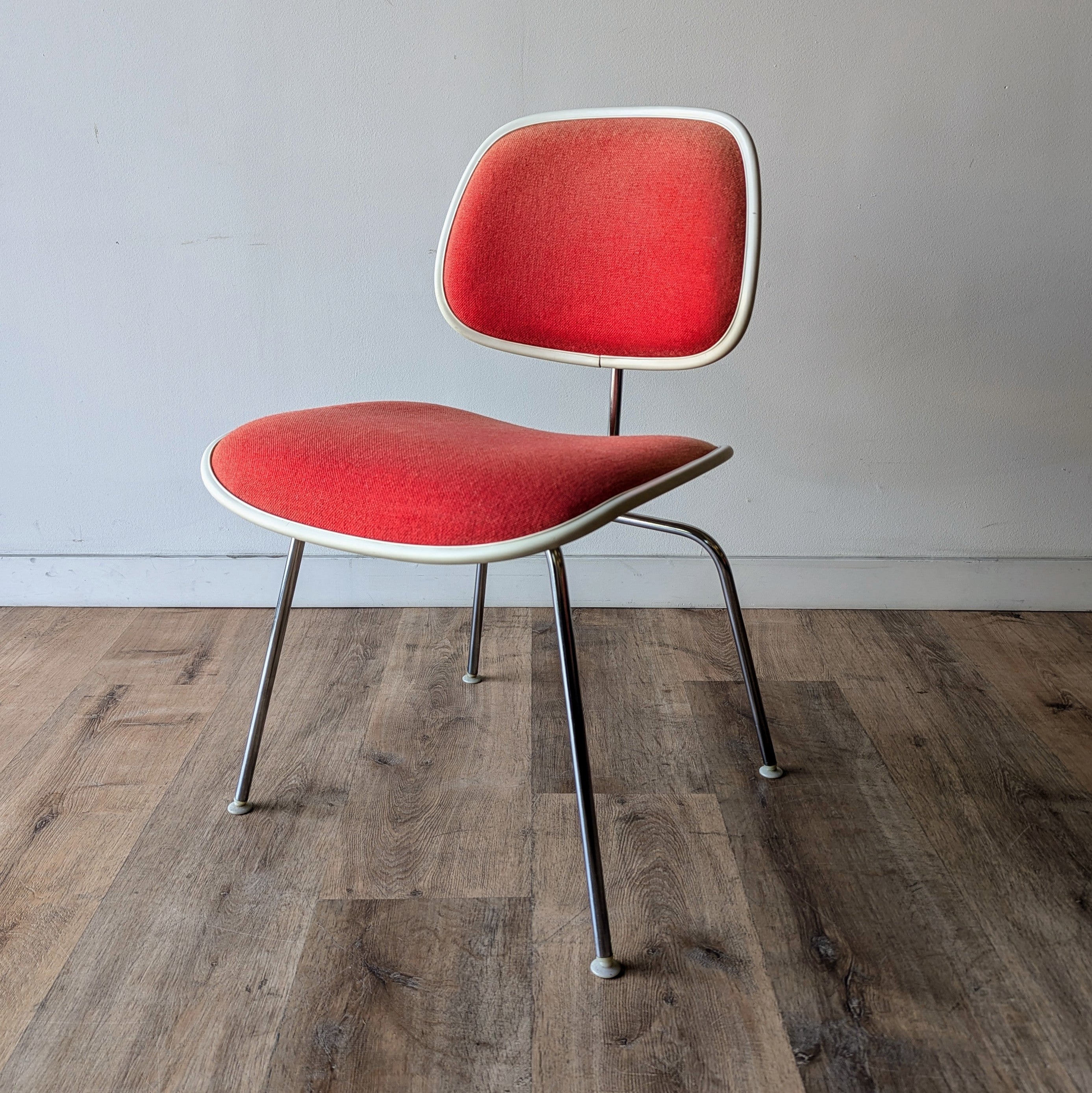 Eames DCMU, set of 4