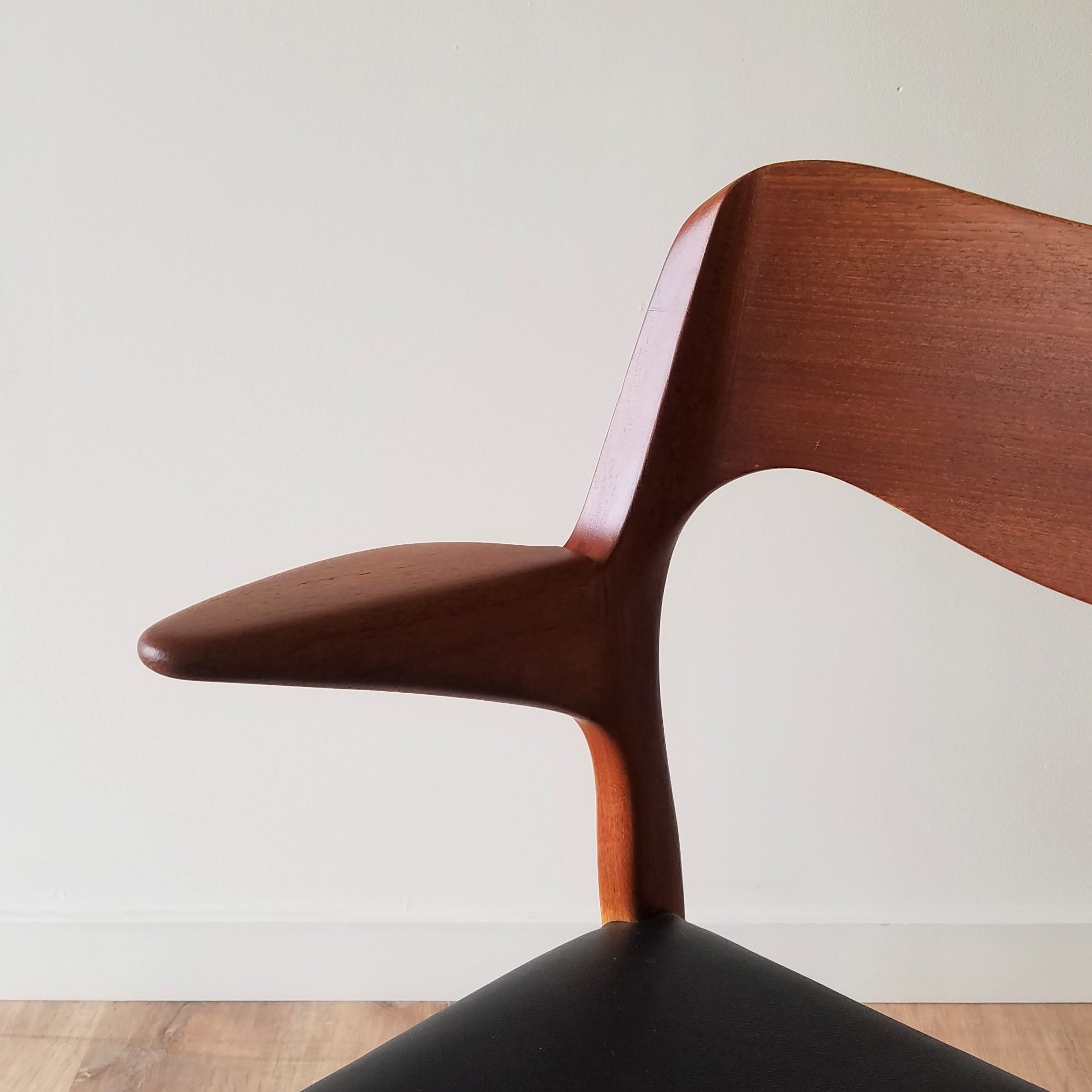 Niels Moller Model 55 Dining Chair