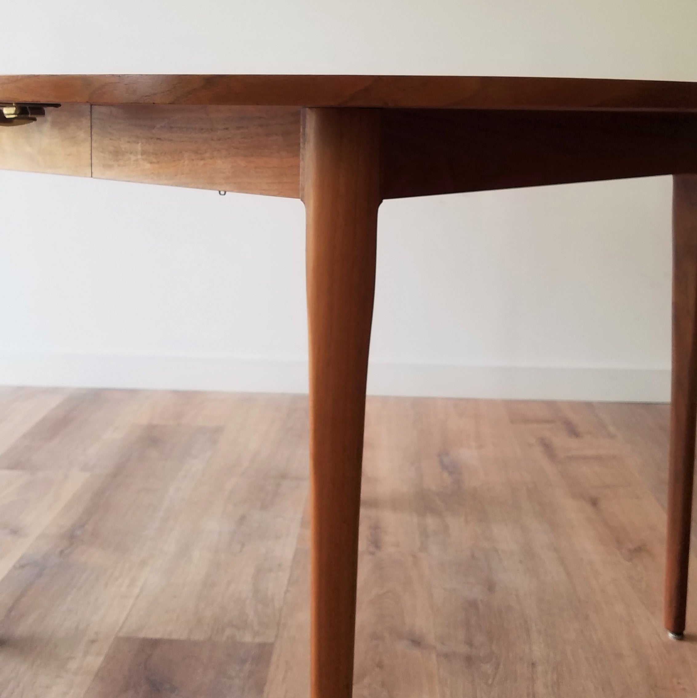Kipp Stewart Round Dining Table