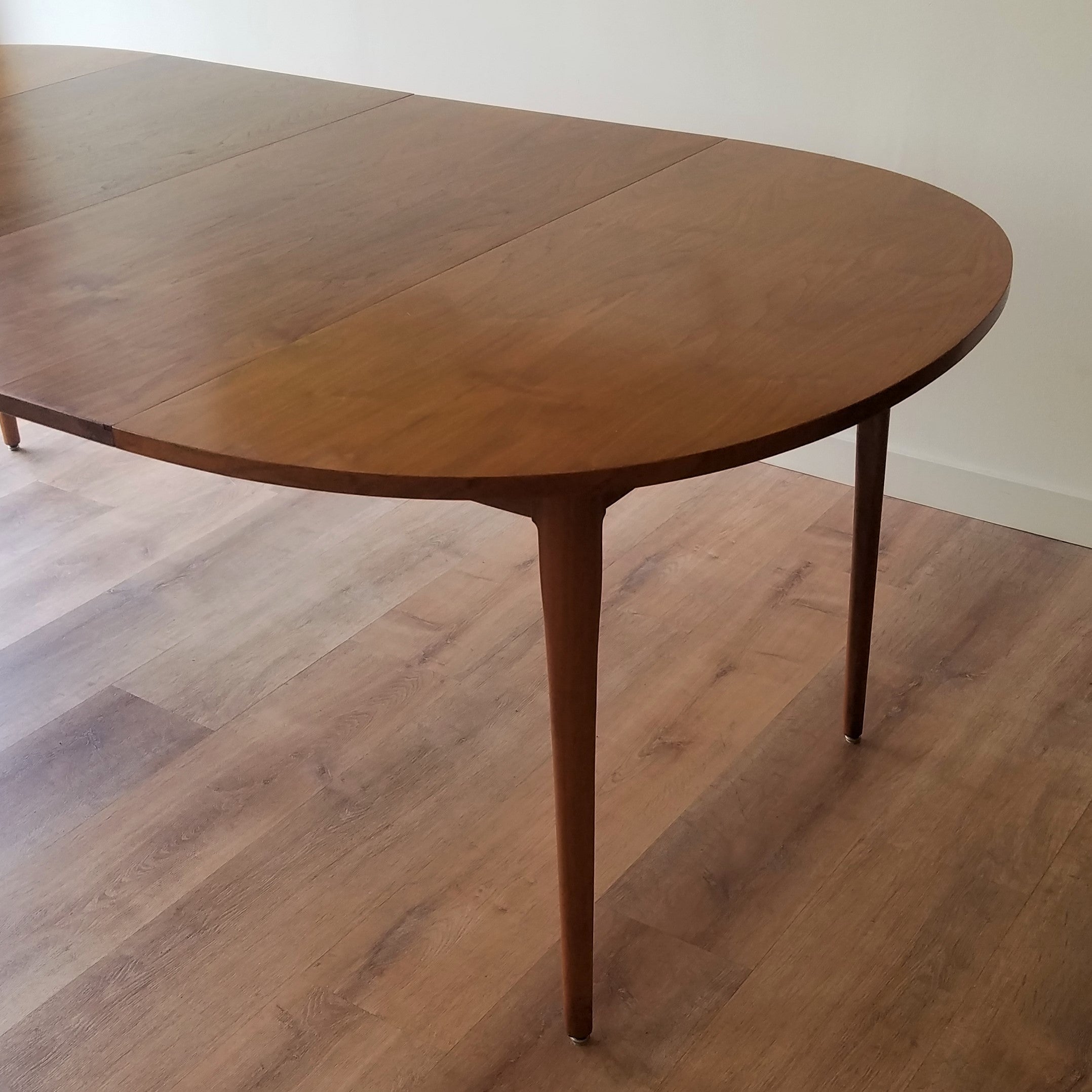 Kipp Stewart Round Dining Table