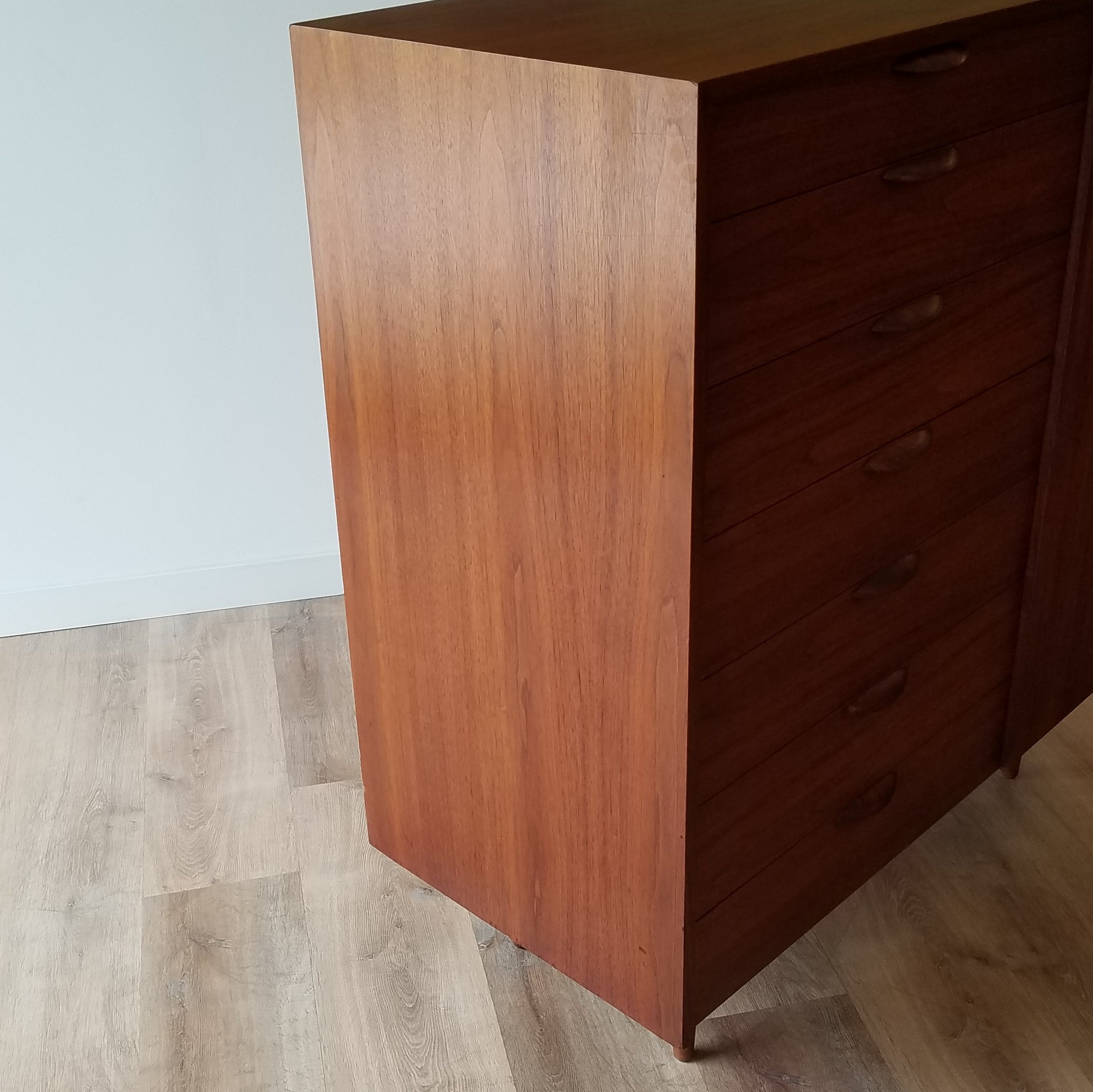 Danish Gentleman's Bureau