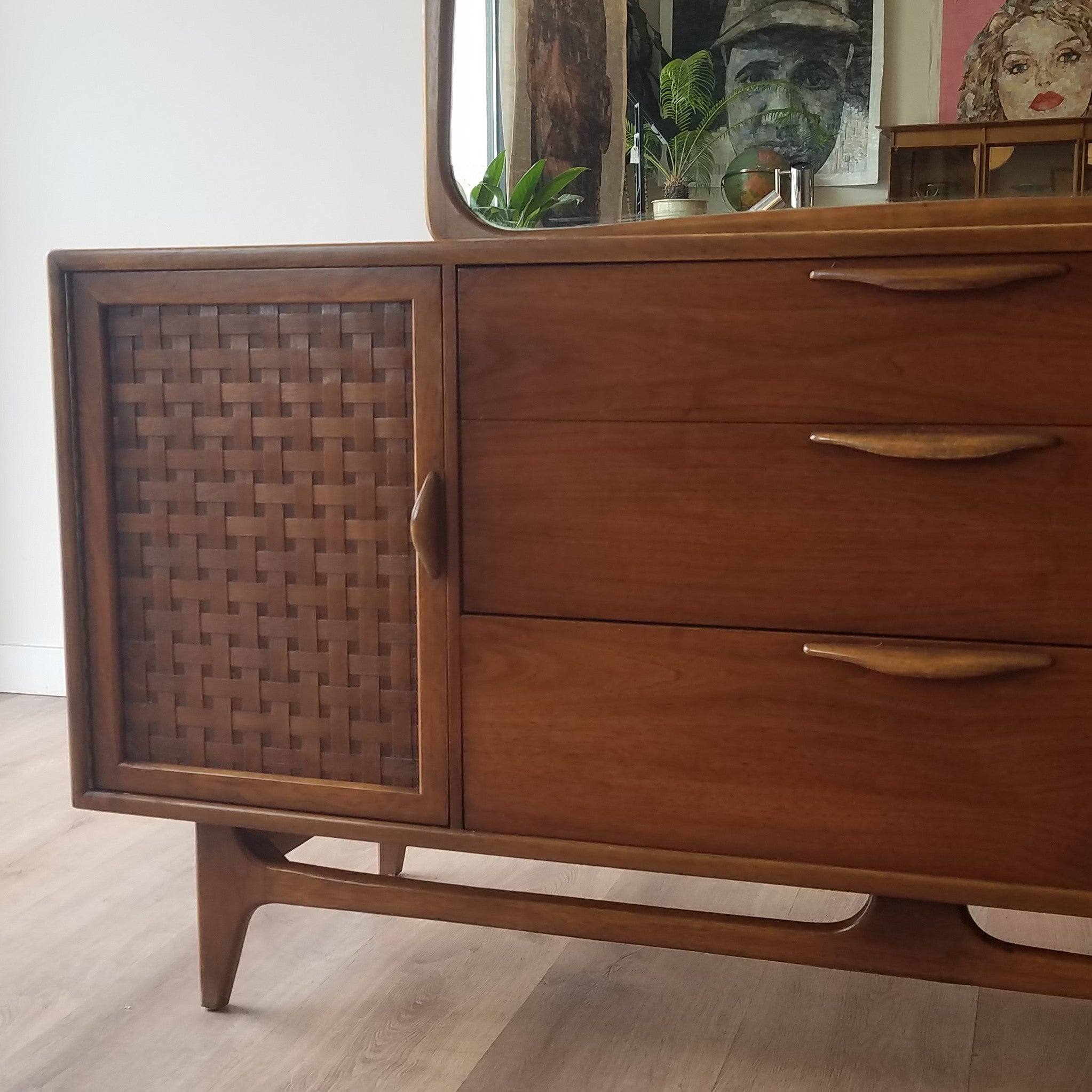 Lane Perception Nine Drawer Dresser