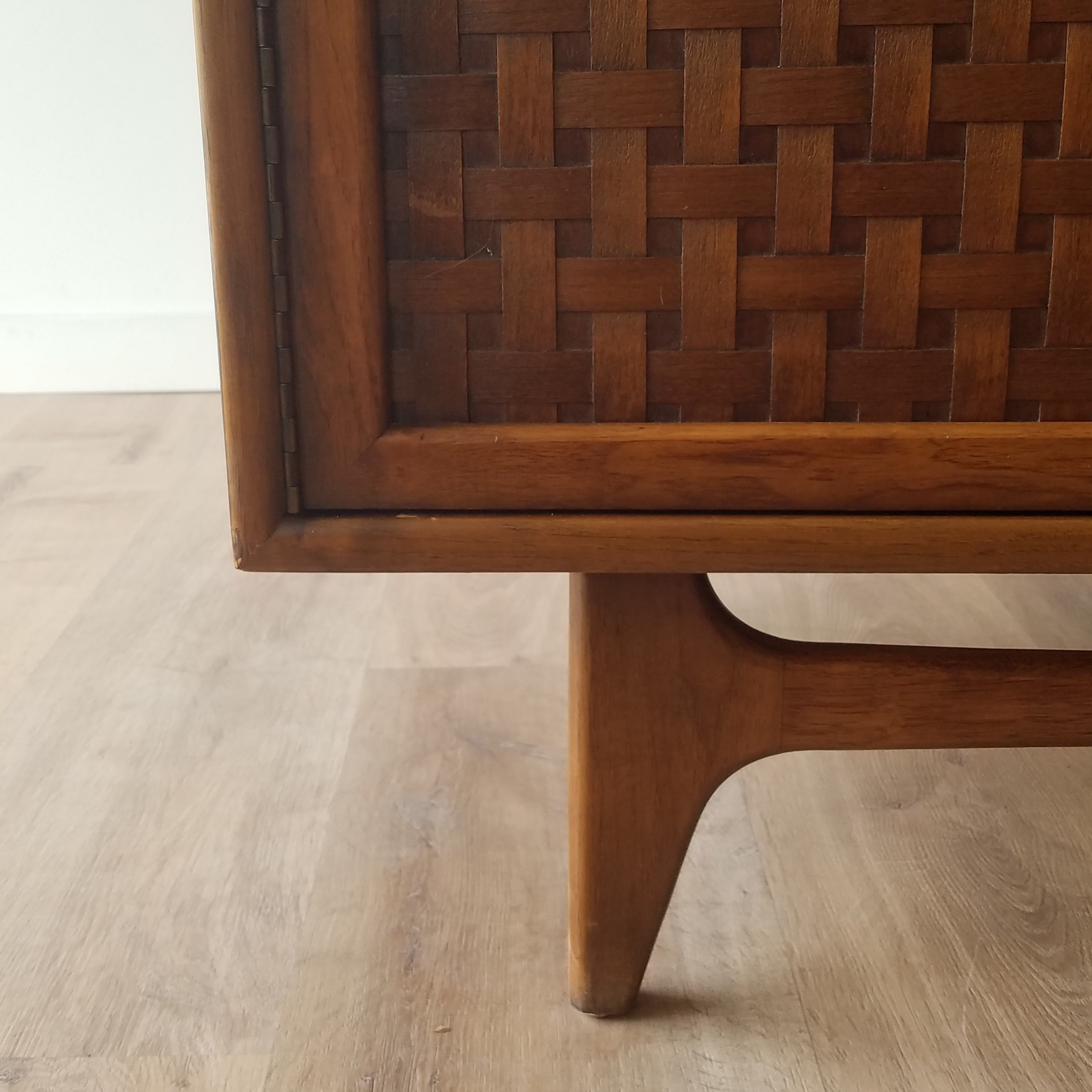 Lane Perception Nine Drawer Dresser