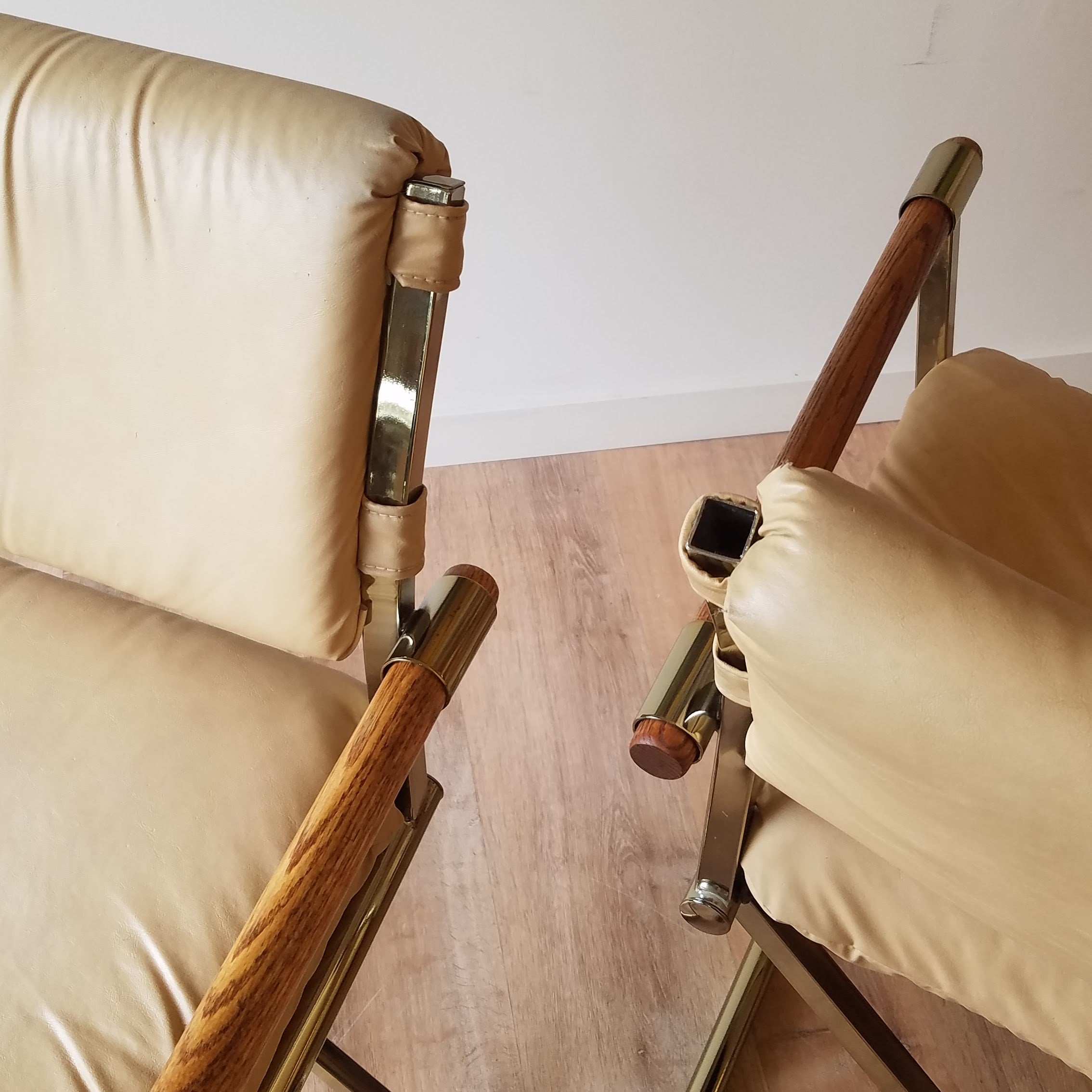Cal-Style Counterstools