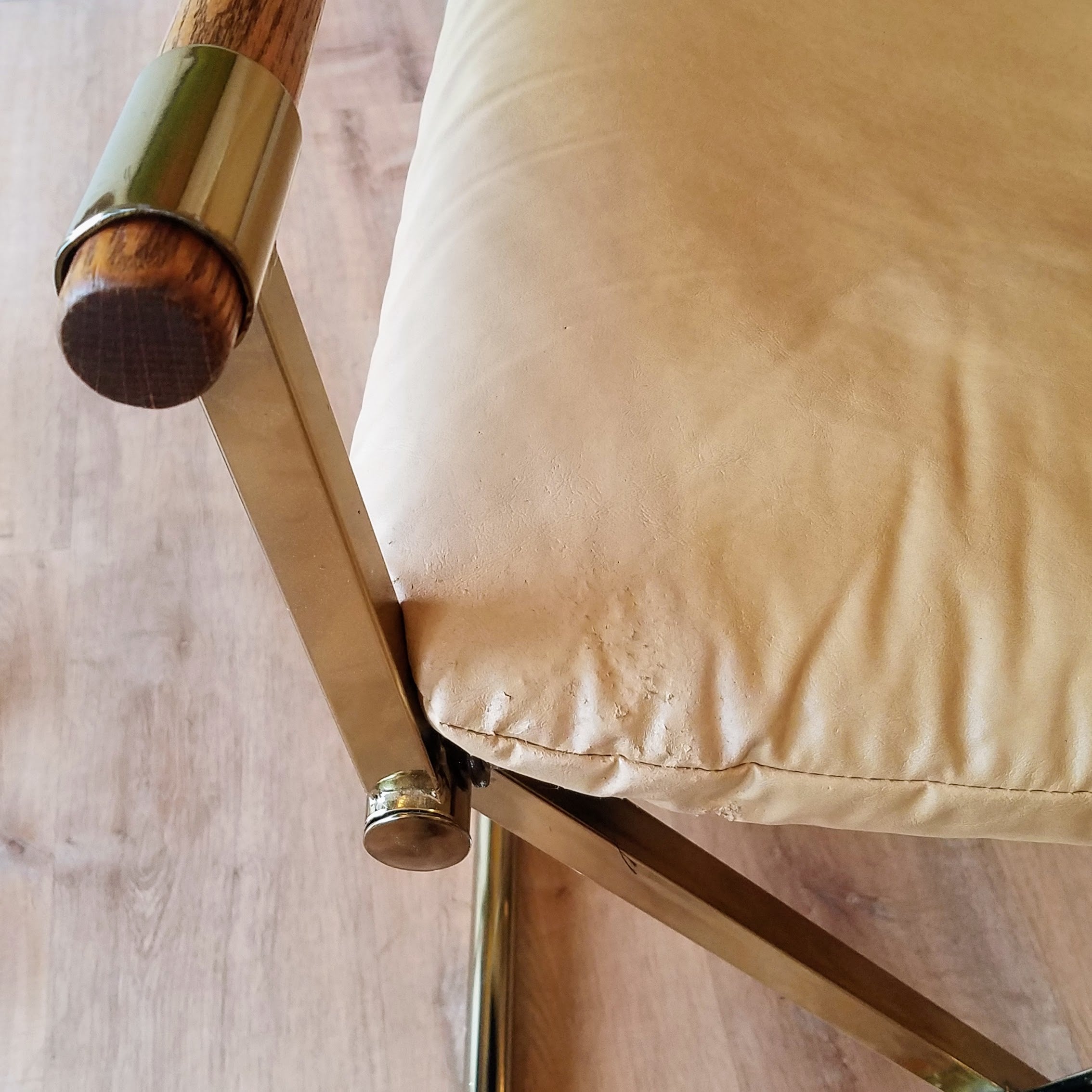 Cal-Style Counterstools