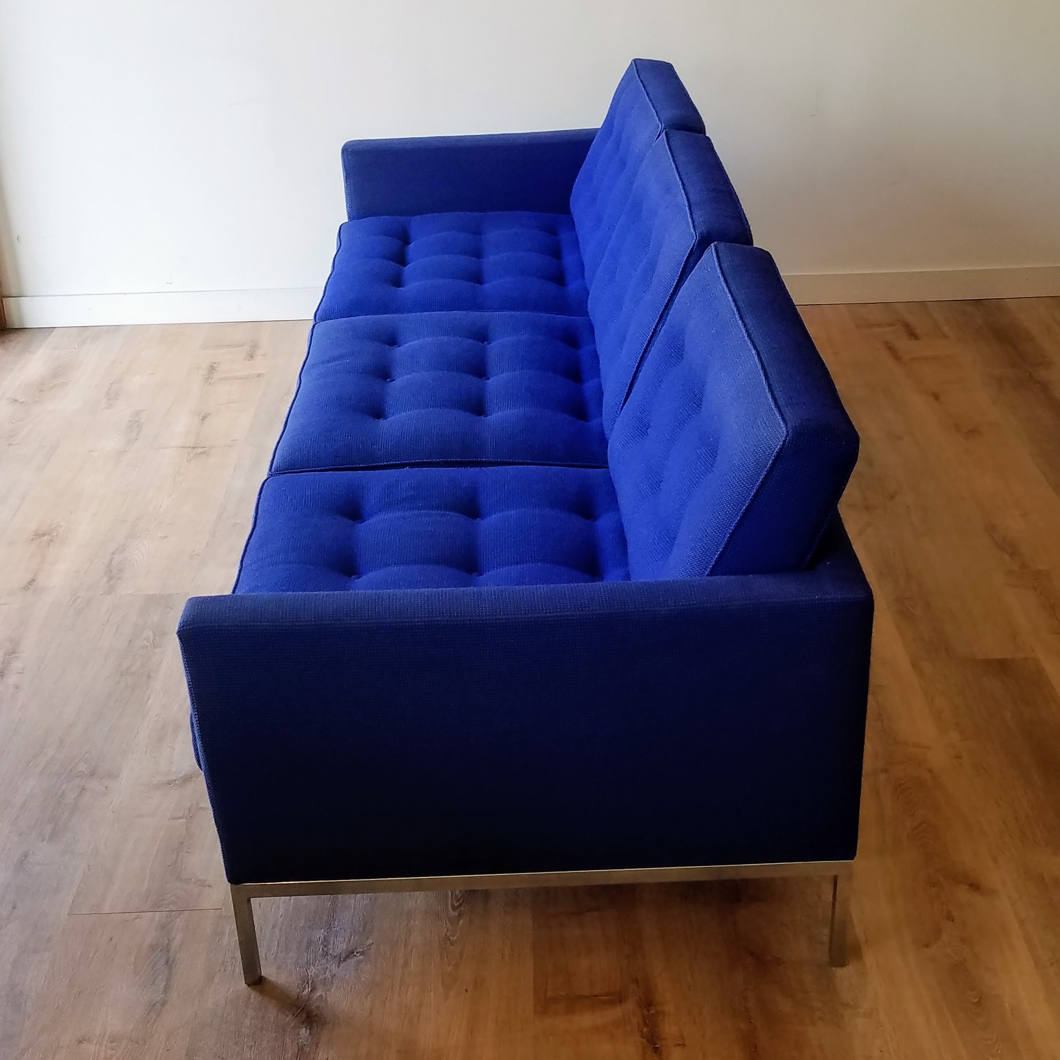 Florence Knoll Sofa