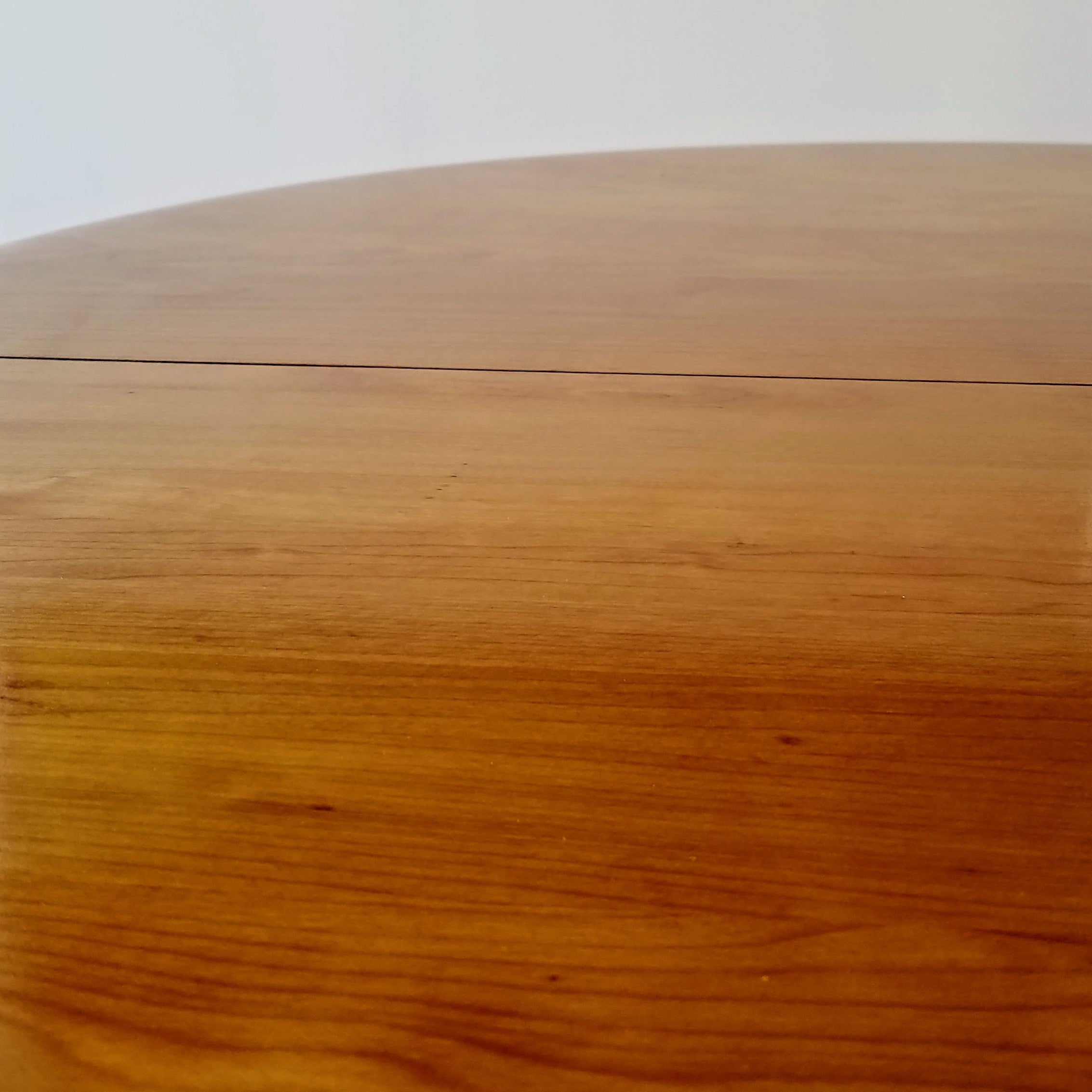 MCM Maple Round Dining Table