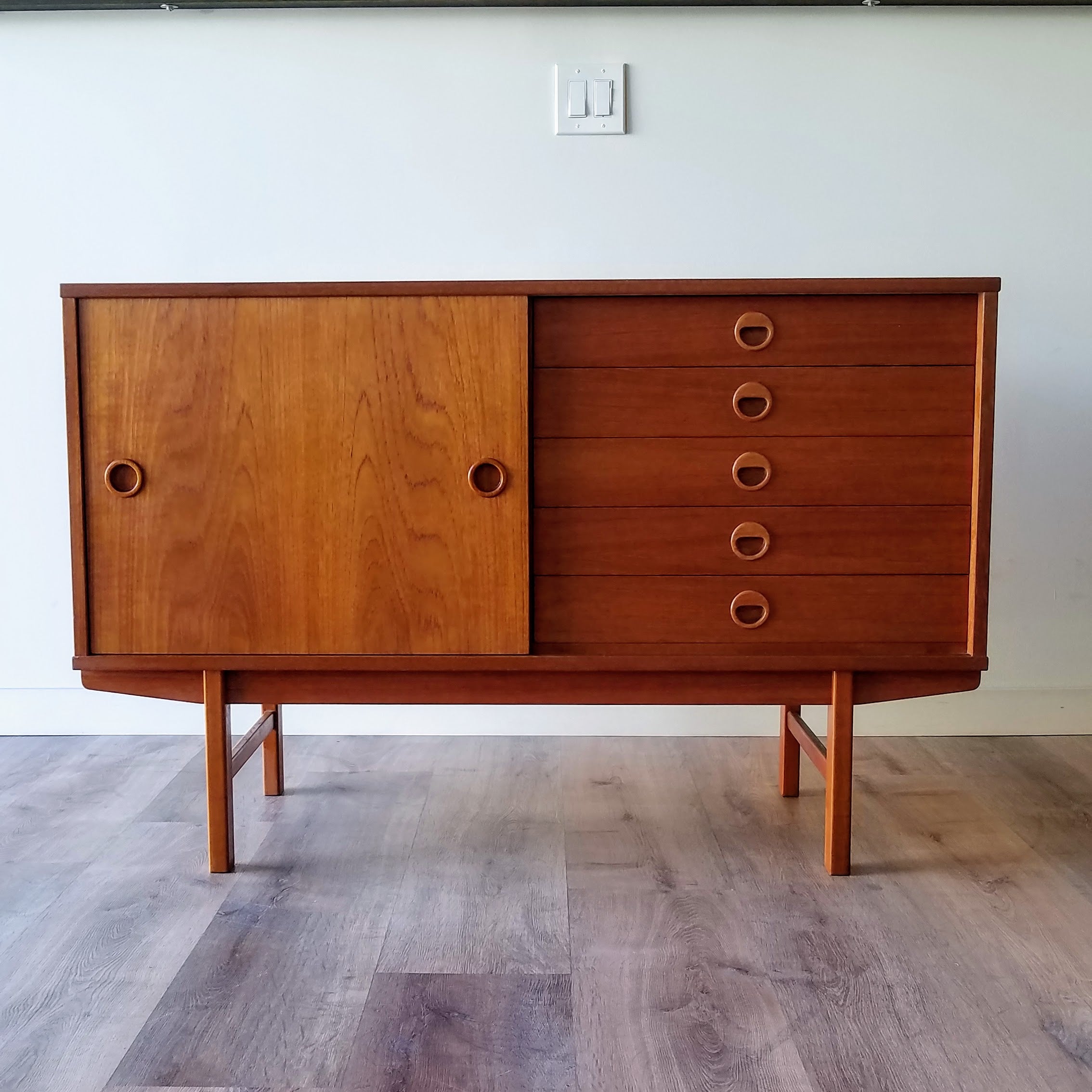 Folke Ohlsson Credenza