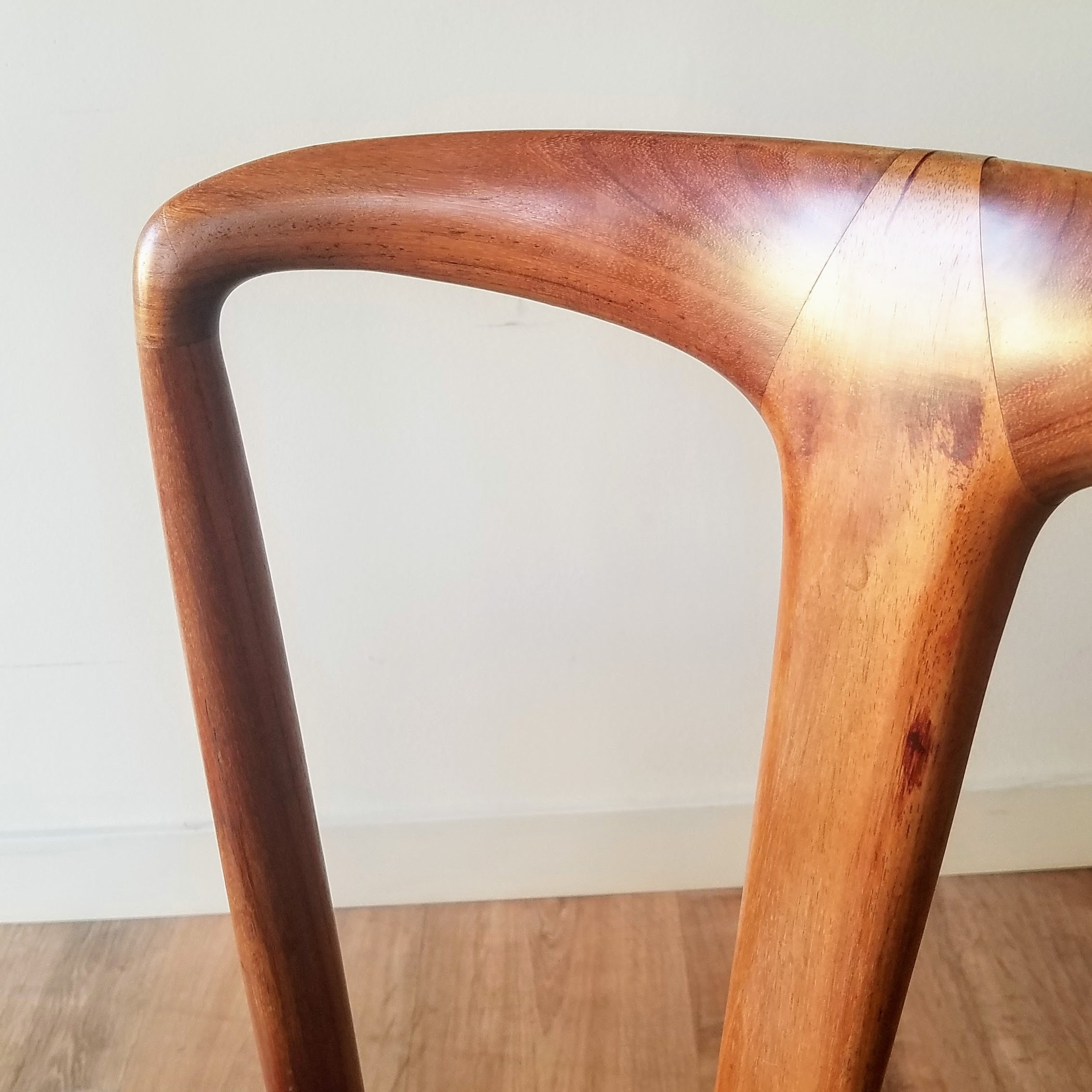D-Scan Dining Chairs