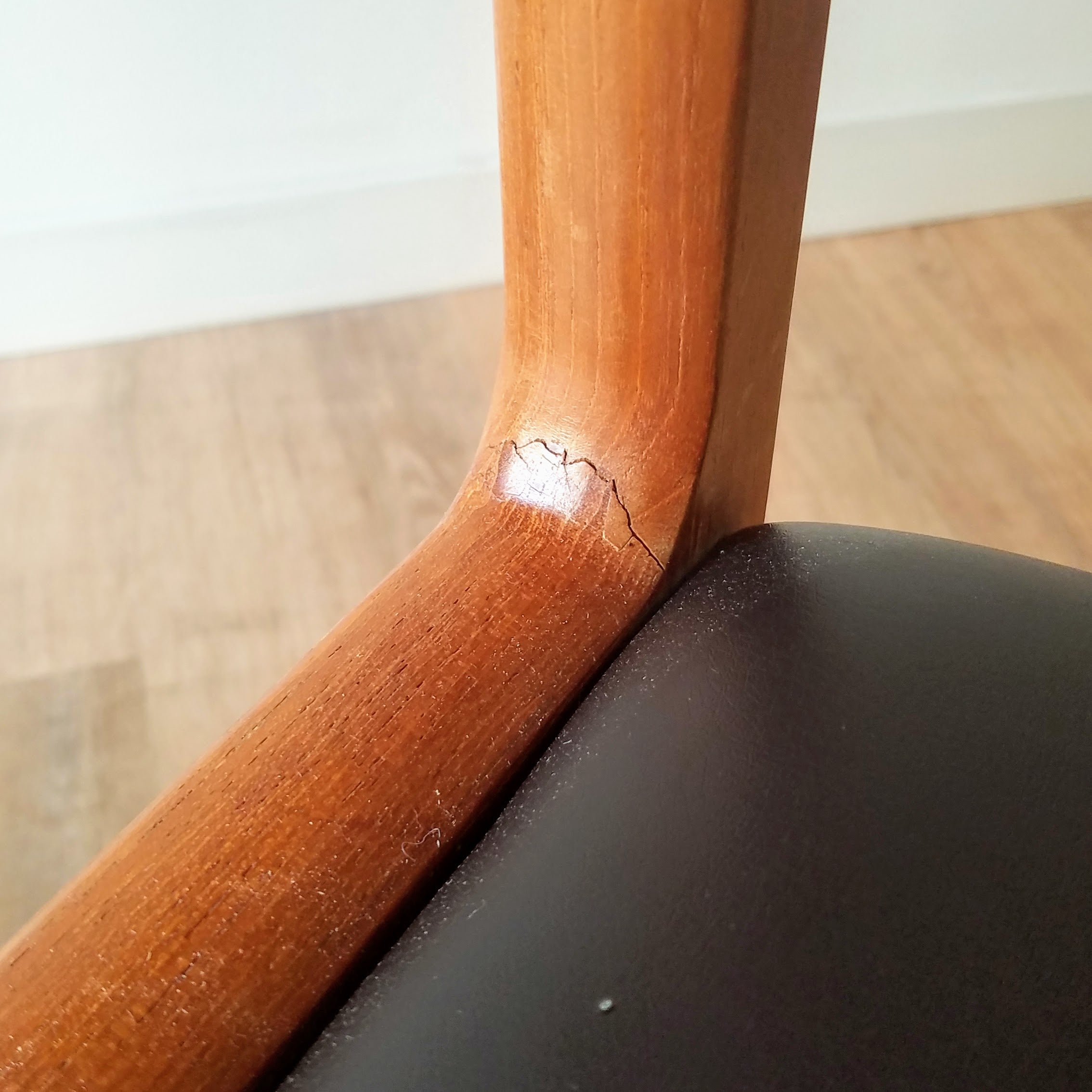 Niels Møller Dining Chairs