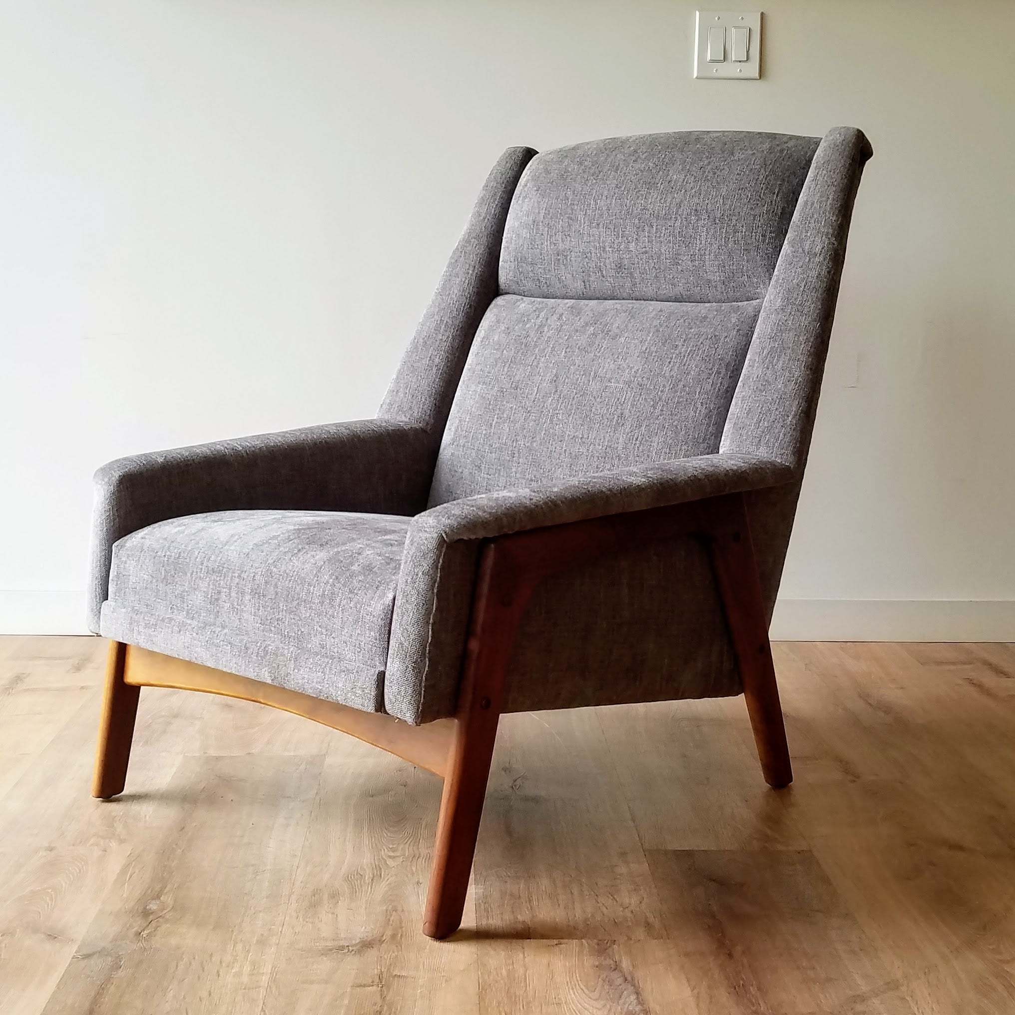 Folke Ohlsson Lounge Chair