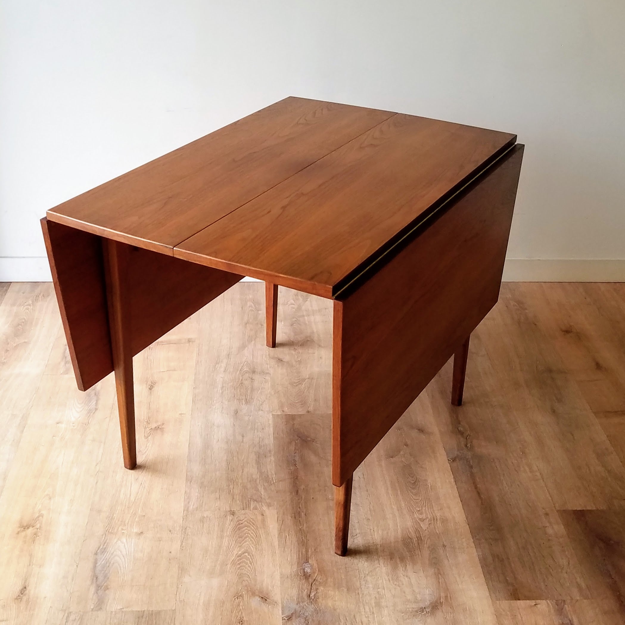 Jack Cartwright Dining Table