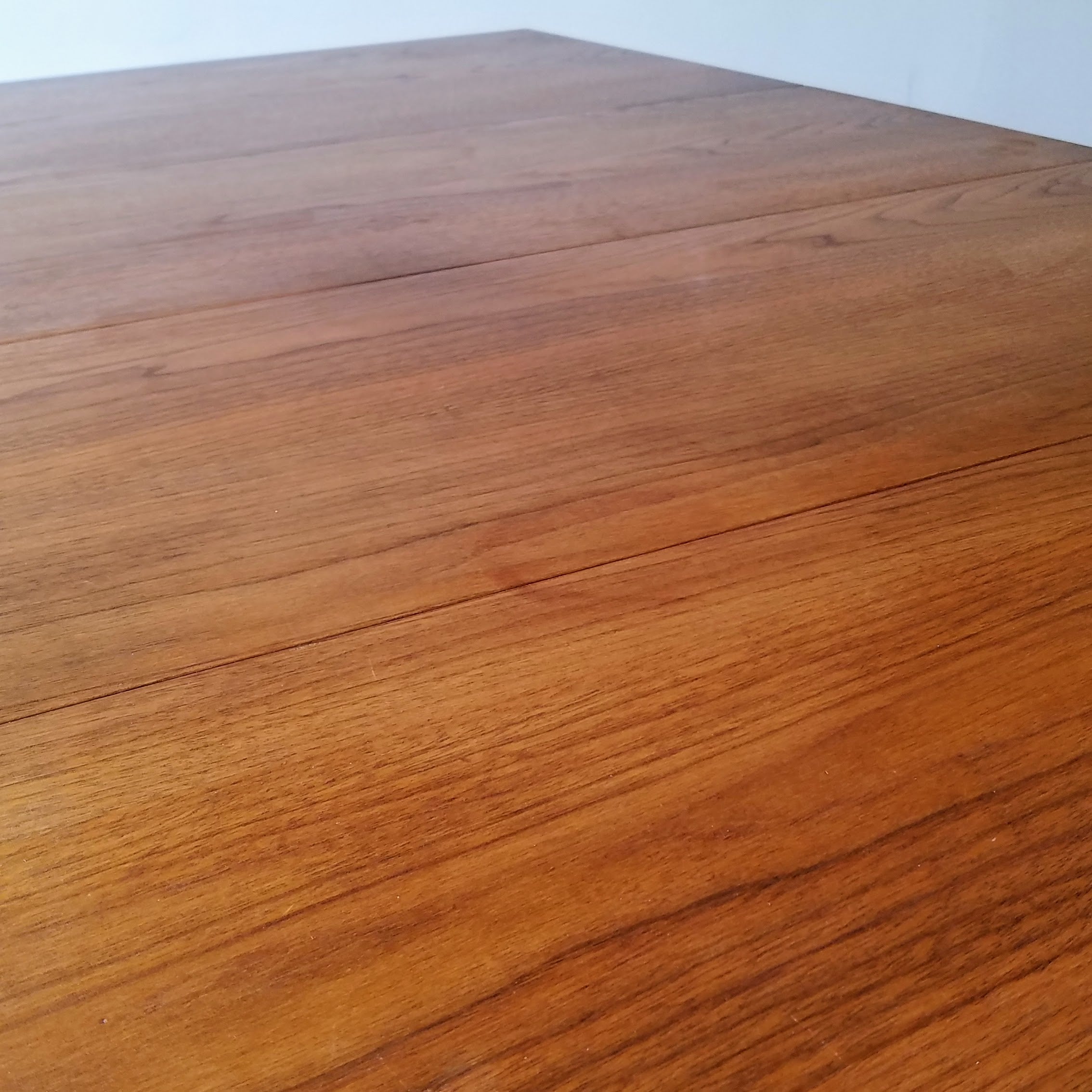 Jack Cartwright Dining Table