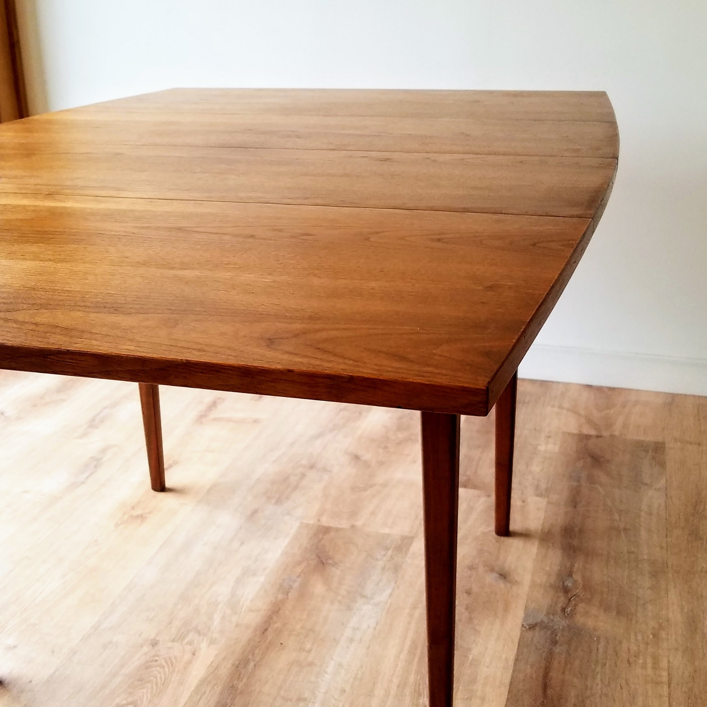 Jack Cartwright Dining Table