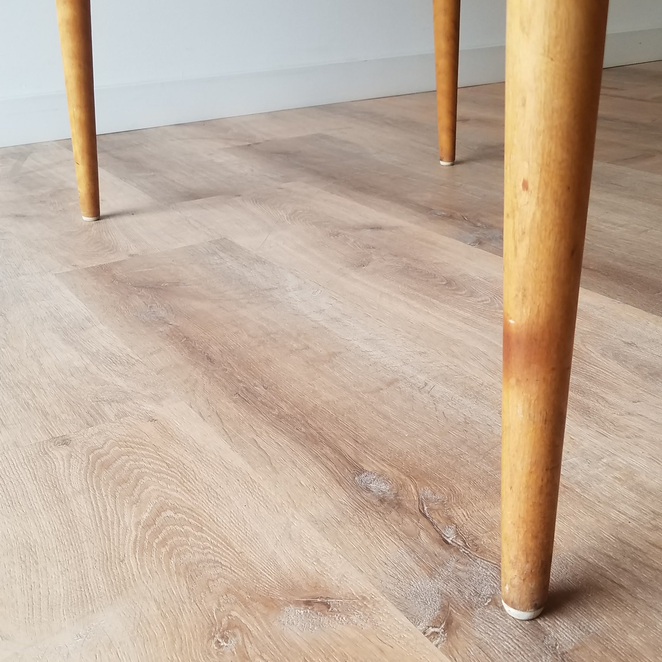 Leslie Diamond Drop-Leaf Dining Table