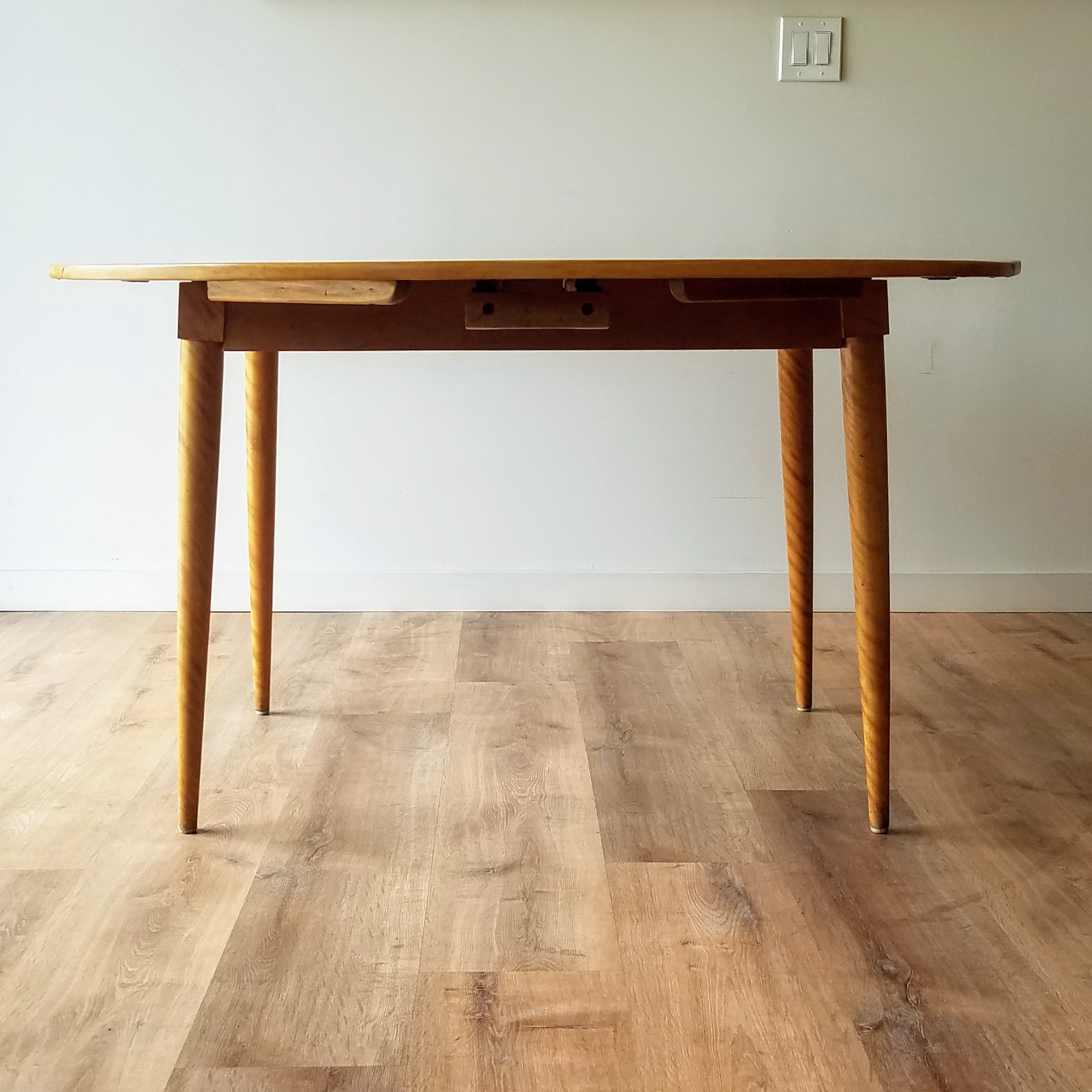 Leslie Diamond Drop-Leaf Dining Table